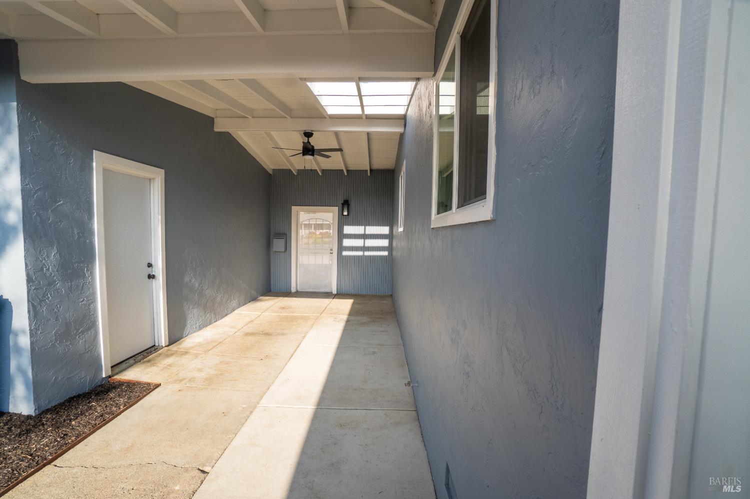 Detail Gallery Image 7 of 31 For 223 Wedgewood Ct, Vallejo,  CA 94591 - 3 Beds | 2 Baths