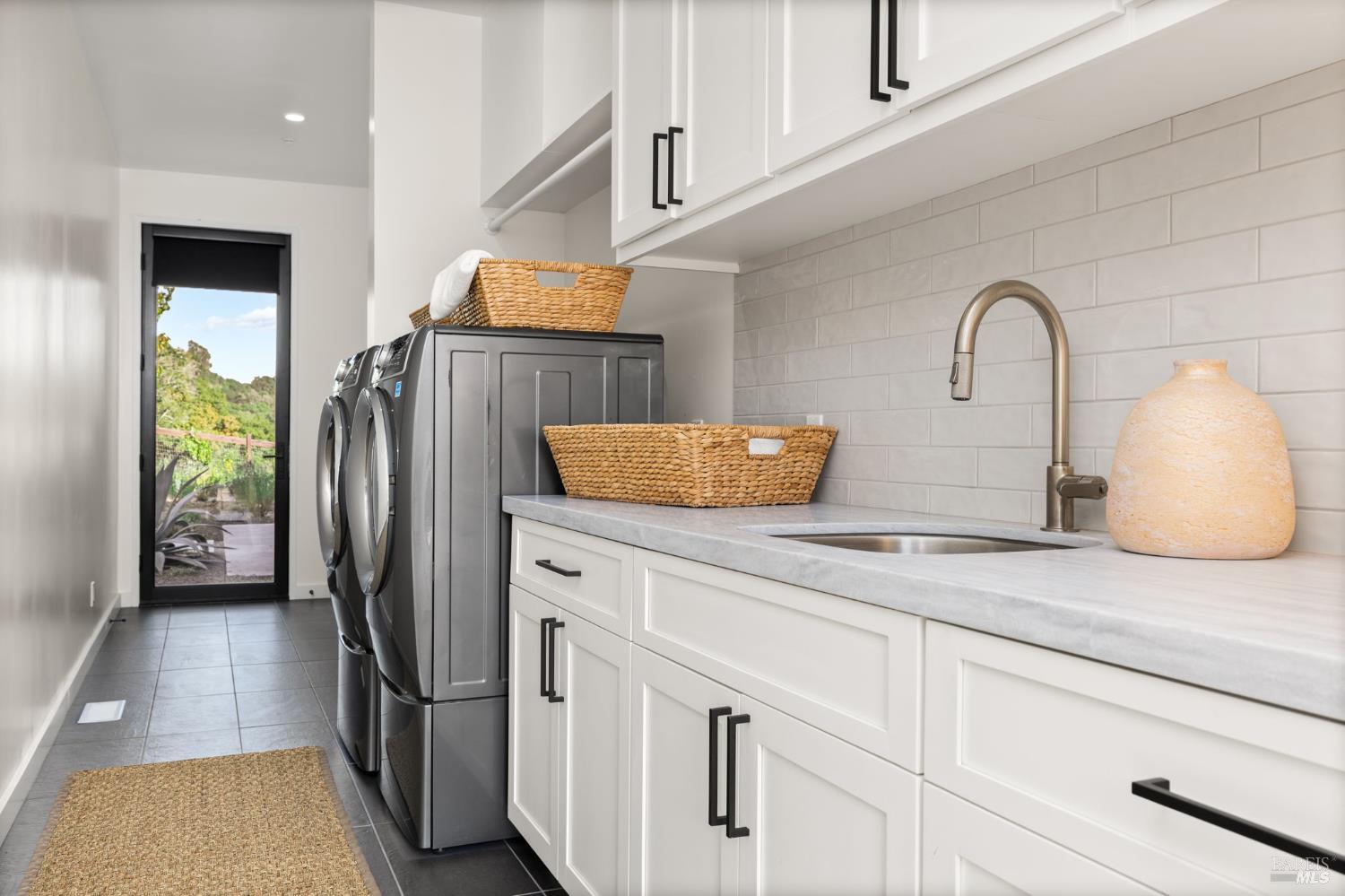 Detail Gallery Image 75 of 98 For 987 Mark West Springs Rd, Santa Rosa,  CA 95404 - 4 Beds | 4/4 Baths