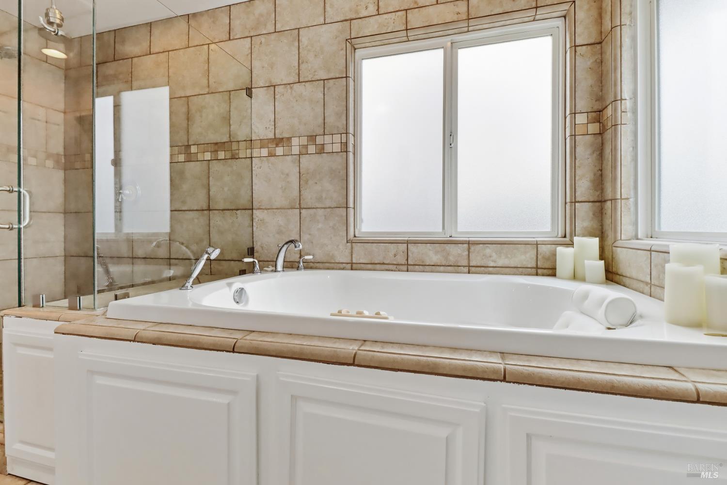 Detail Gallery Image 35 of 61 For 225 E Chestnut St, Dixon,  CA 95620 - 4 Beds | 3 Baths