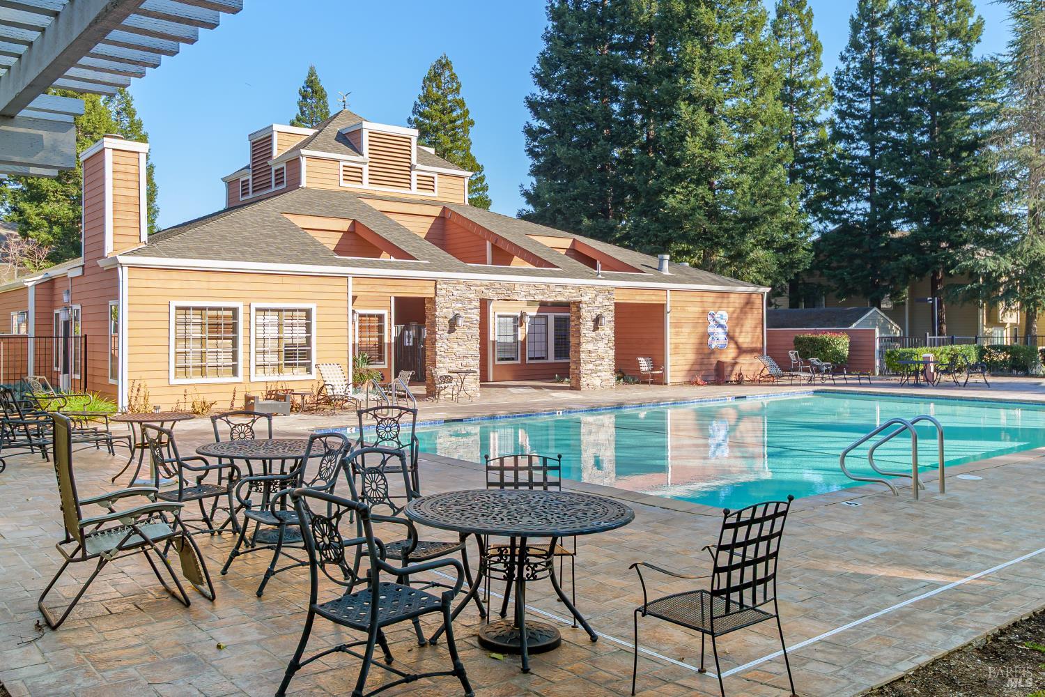 Detail Gallery Image 12 of 22 For 346 Eastridge Dr, San Ramon,  CA 94582 - 1 Beds | 1 Baths