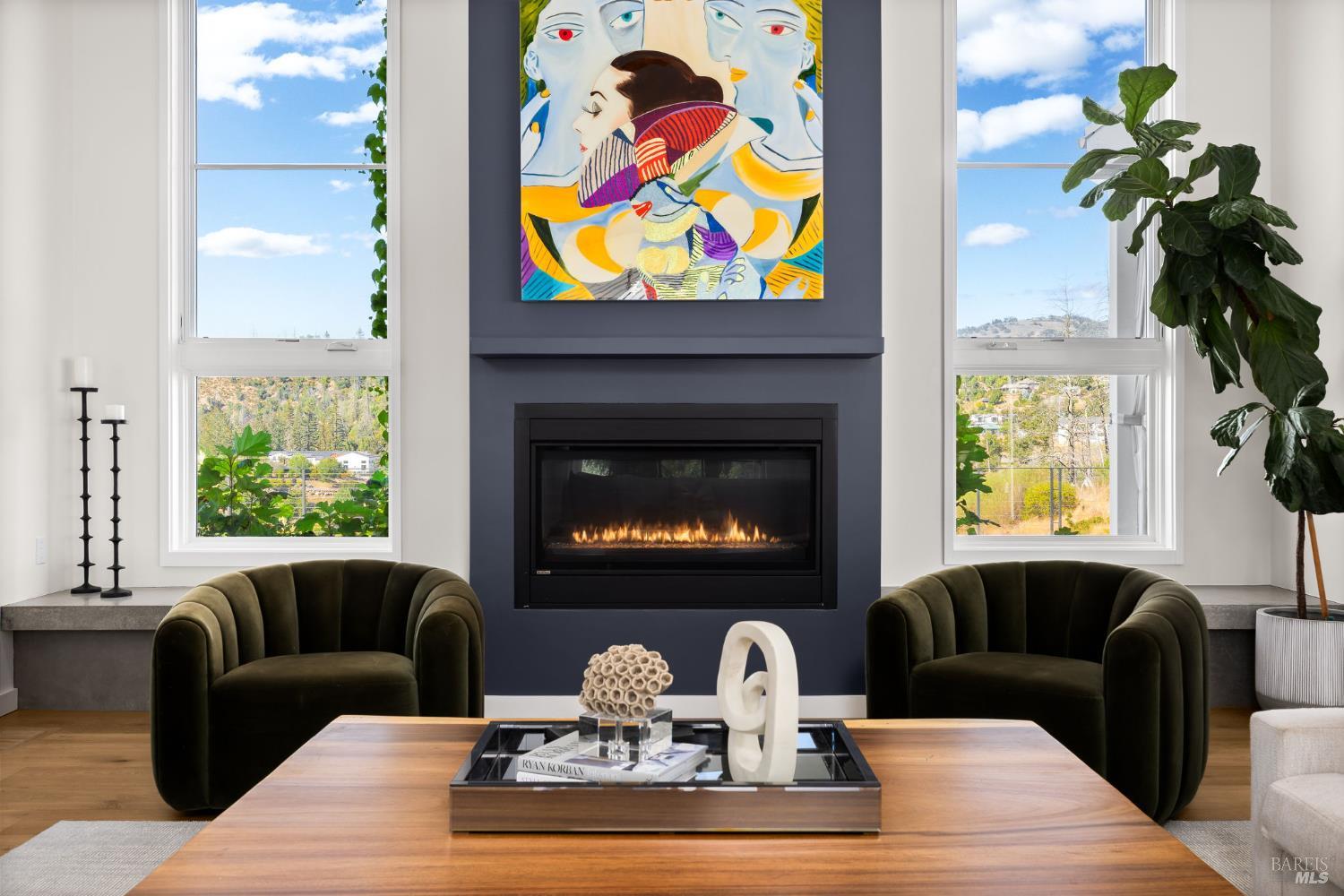 Detail Gallery Image 8 of 98 For 987 Mark West Springs Rd, Santa Rosa,  CA 95404 - 4 Beds | 4/4 Baths