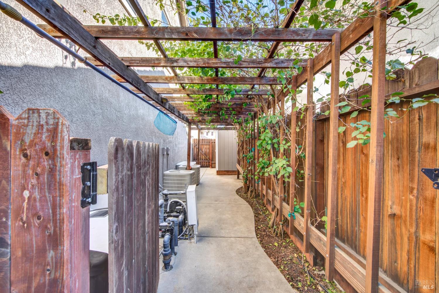 Detail Gallery Image 73 of 75 For 507 Topeka Ln, Vacaville,  CA 95687 - 5 Beds | 4 Baths