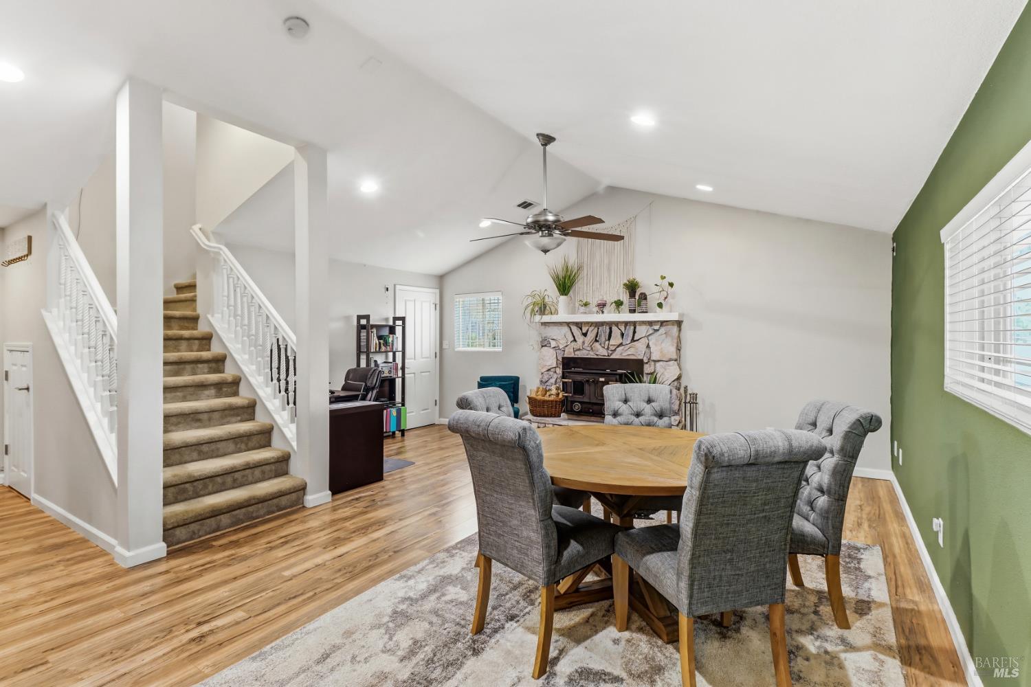 Detail Gallery Image 18 of 61 For 225 E Chestnut St, Dixon,  CA 95620 - 4 Beds | 3 Baths