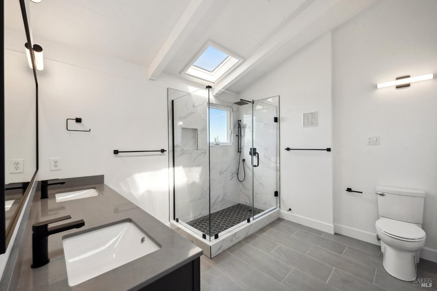 Detail Gallery Image 44 of 57 For 31 Antilles Way, Tiburon,  CA 94920 - 3 Beds | 2/1 Baths