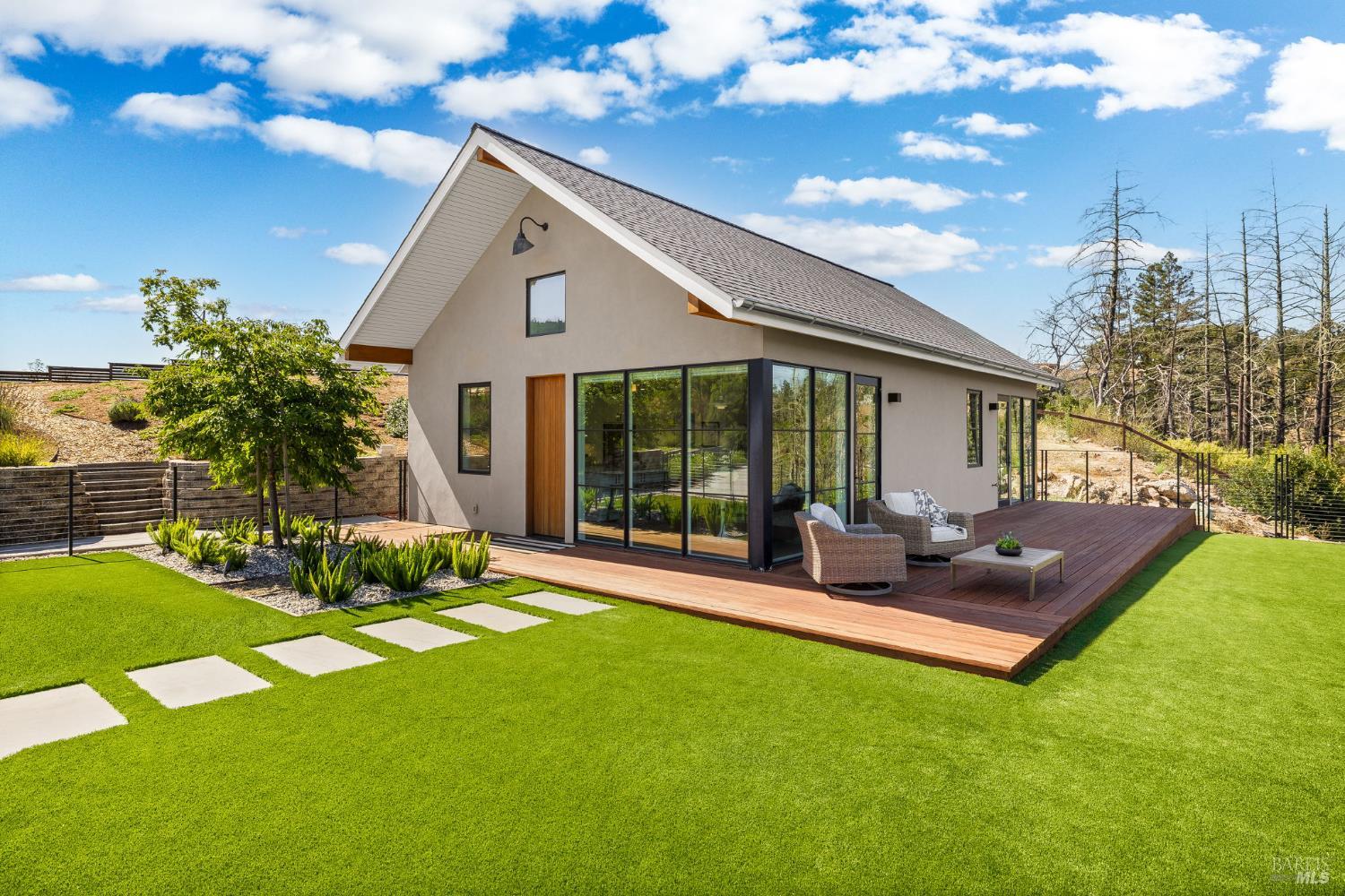 Detail Gallery Image 64 of 98 For 987 Mark West Springs Rd, Santa Rosa,  CA 95404 - 4 Beds | 4/4 Baths