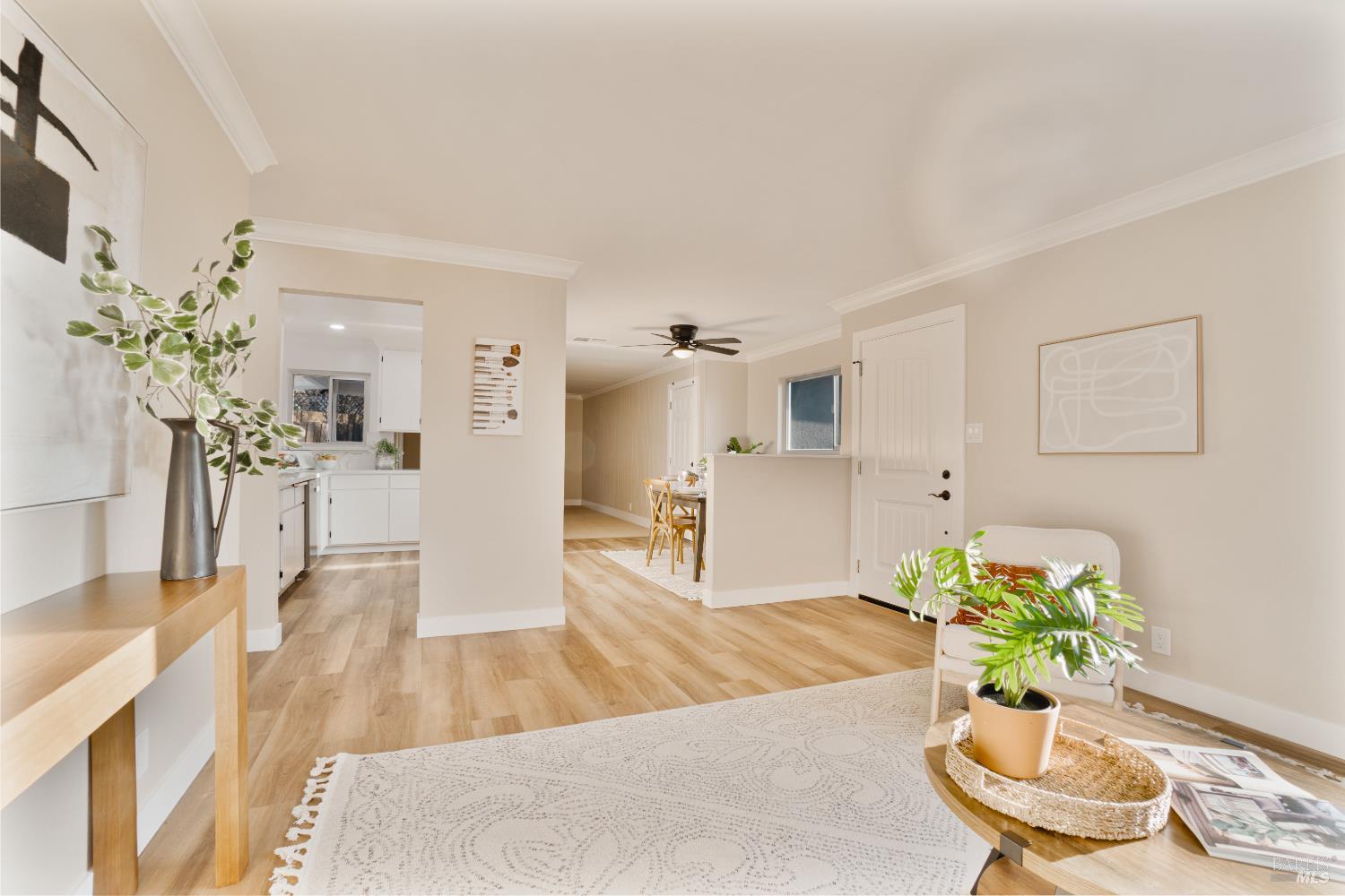 Detail Gallery Image 5 of 30 For 2034 Cambridge Dr, Fairfield,  CA 94533 - 3 Beds | 2 Baths