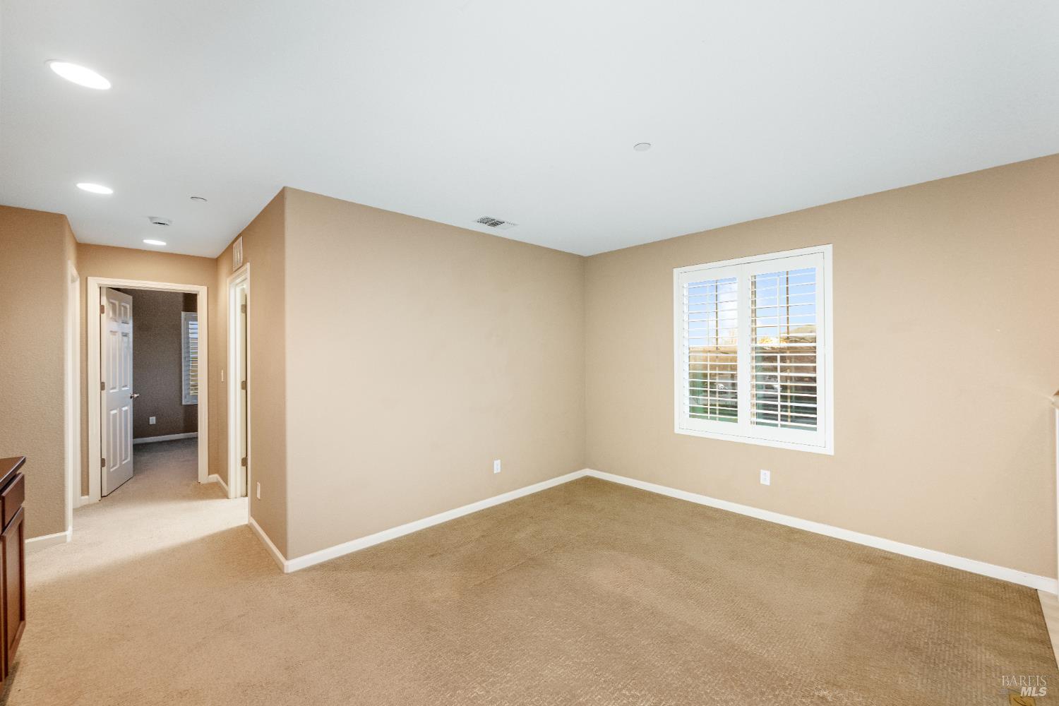 Detail Gallery Image 22 of 51 For 5300 Finkas Ln, Fairfield,  CA 94533 - 3 Beds | 2/1 Baths