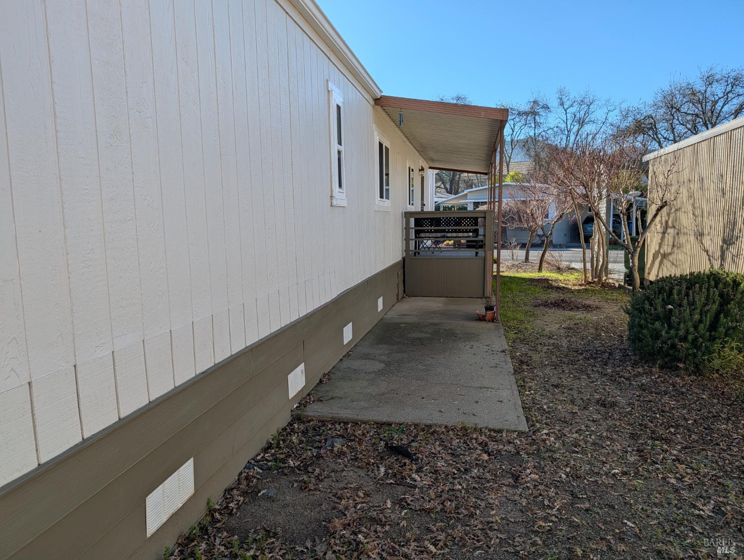 Detail Gallery Image 4 of 9 For 122 Burgundy Cir, Yountville,  CA 94599 - 2 Beds | 2 Baths