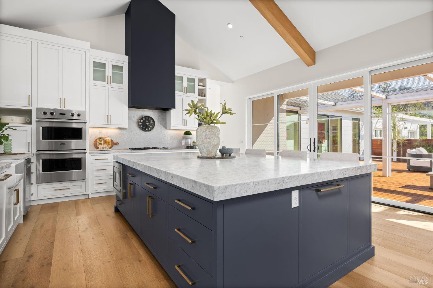 Detail Gallery Image 14 of 98 For 987 Mark West Springs Rd, Santa Rosa,  CA 95404 - 4 Beds | 4/4 Baths