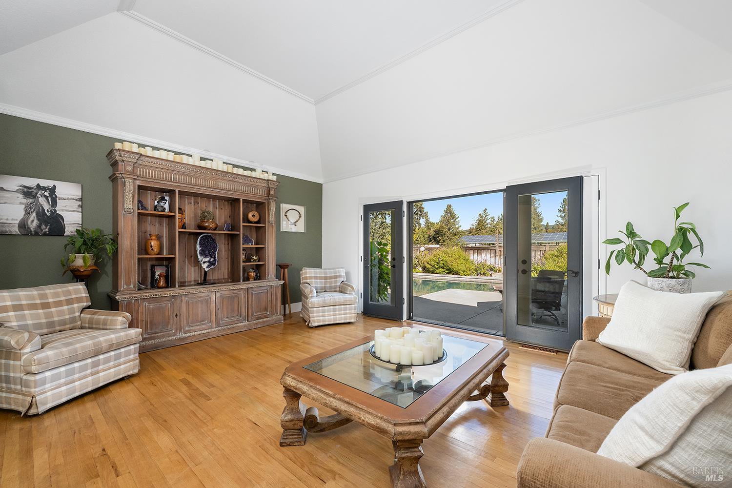 Detail Gallery Image 4 of 18 For 400 Eastin Dr, Sonoma,  CA 95476 - 3 Beds | 2 Baths
