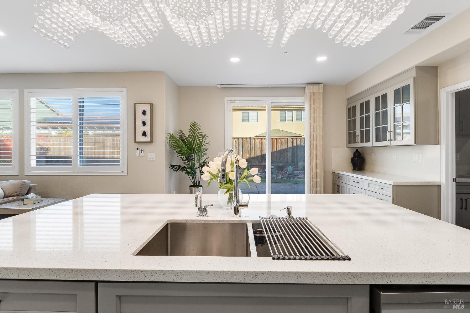 Detail Gallery Image 19 of 65 For 23 Castellina Cir, American Canyon,  CA 94503 - 4 Beds | 3 Baths