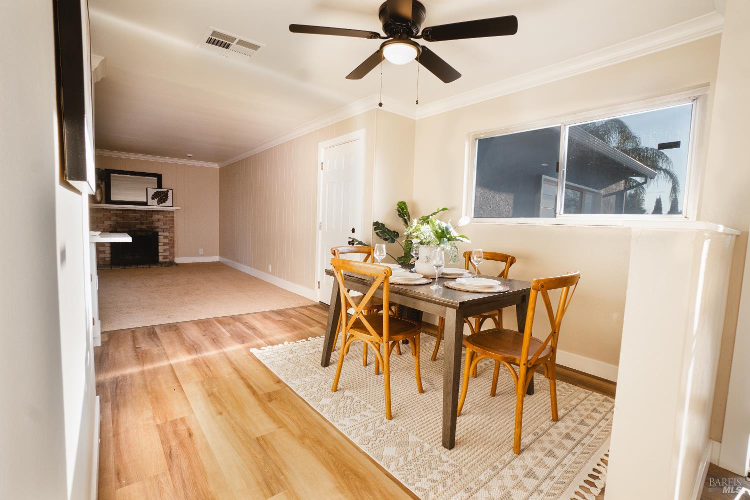 Detail Gallery Image 8 of 30 For 2034 Cambridge Dr, Fairfield,  CA 94533 - 3 Beds | 2 Baths