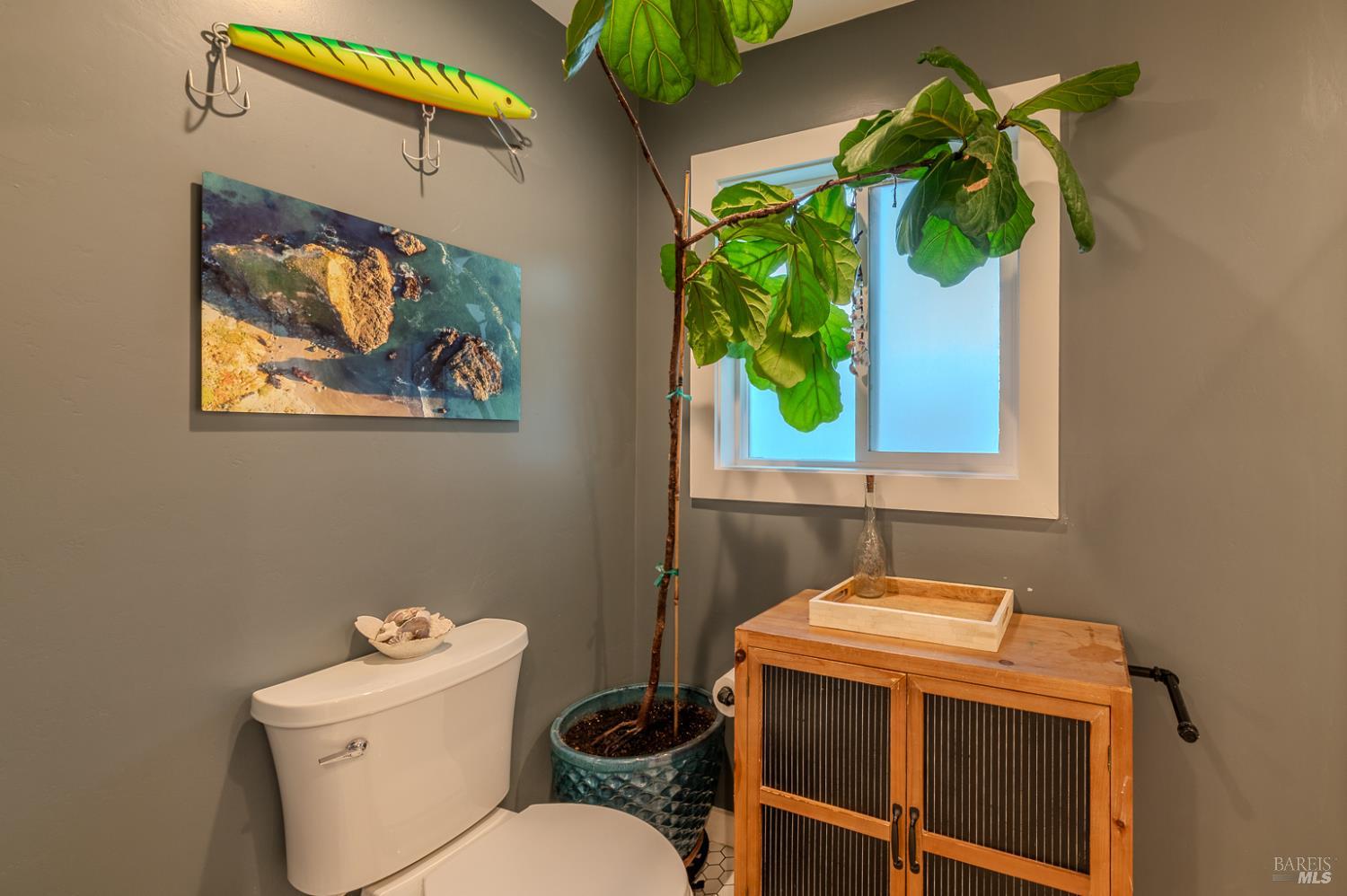 Detail Gallery Image 17 of 28 For 3532 Chanate Rd, Santa Rosa,  CA 95404 - 2 Beds | 1 Baths