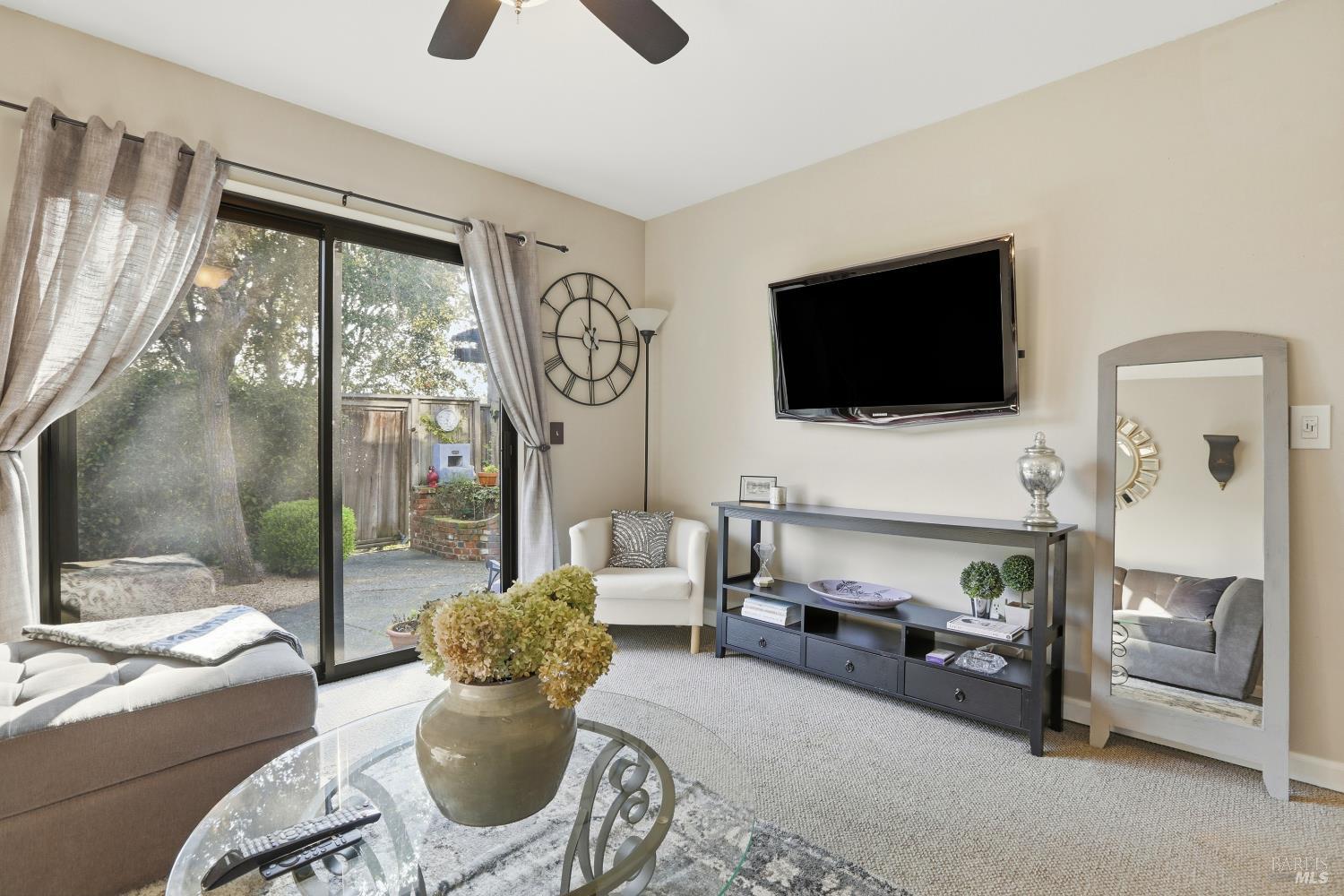 Detail Gallery Image 25 of 39 For 117 Michele Cir, Novato,  CA 94947 - 4 Beds | 3 Baths