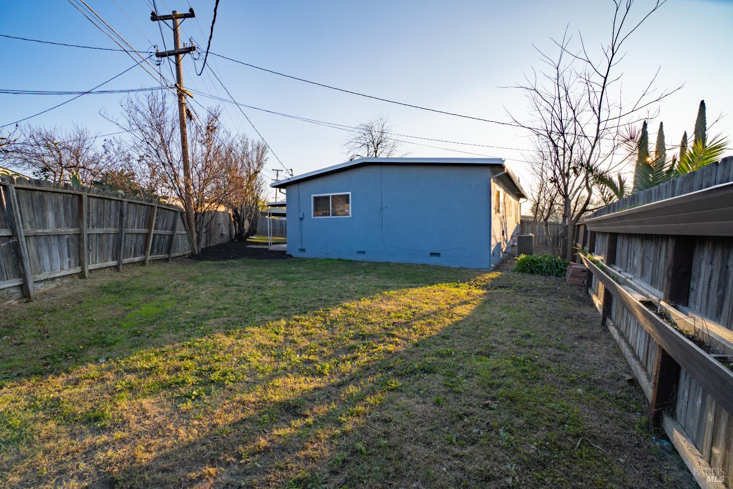 Detail Gallery Image 26 of 30 For 2034 Cambridge Dr, Fairfield,  CA 94533 - 3 Beds | 2 Baths