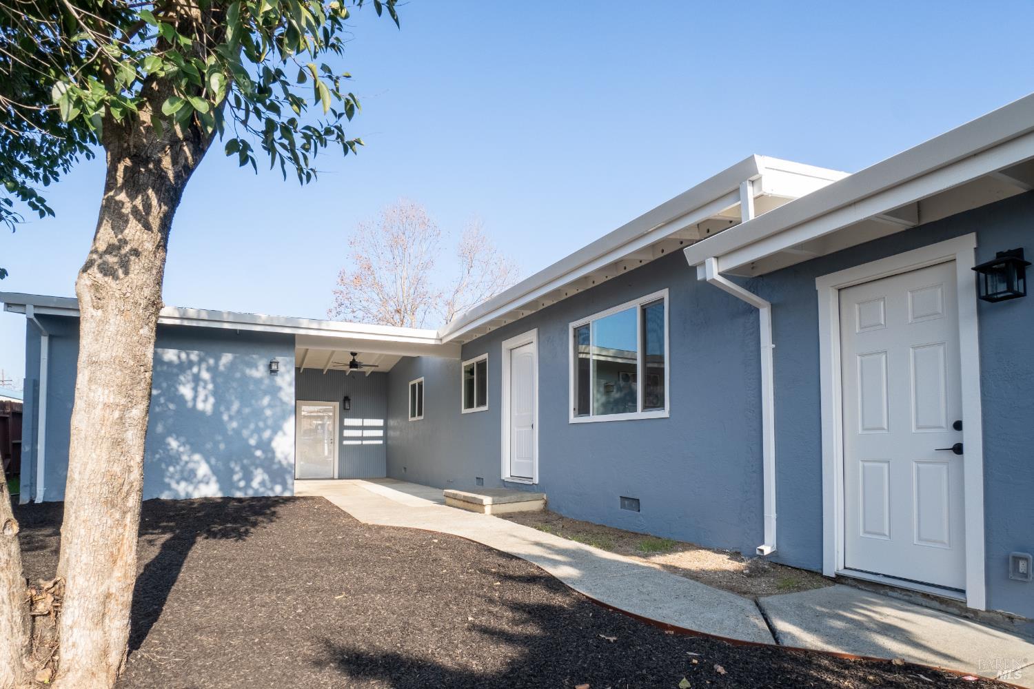 Detail Gallery Image 6 of 31 For 223 Wedgewood Ct, Vallejo,  CA 94591 - 3 Beds | 2 Baths
