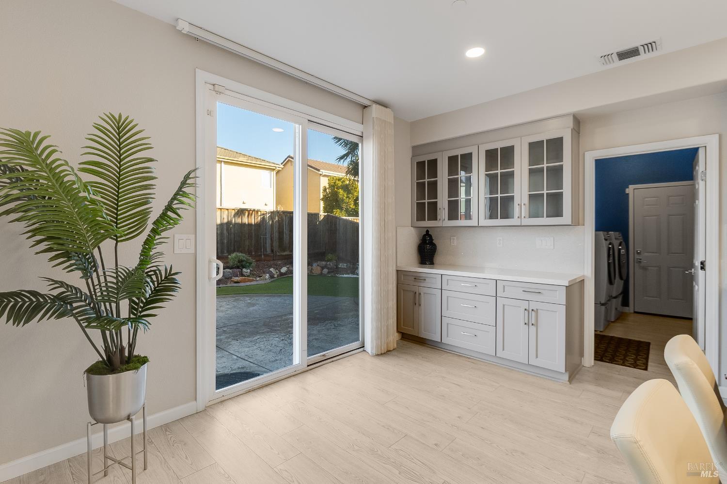 Detail Gallery Image 21 of 65 For 23 Castellina Cir, American Canyon,  CA 94503 - 4 Beds | 3 Baths