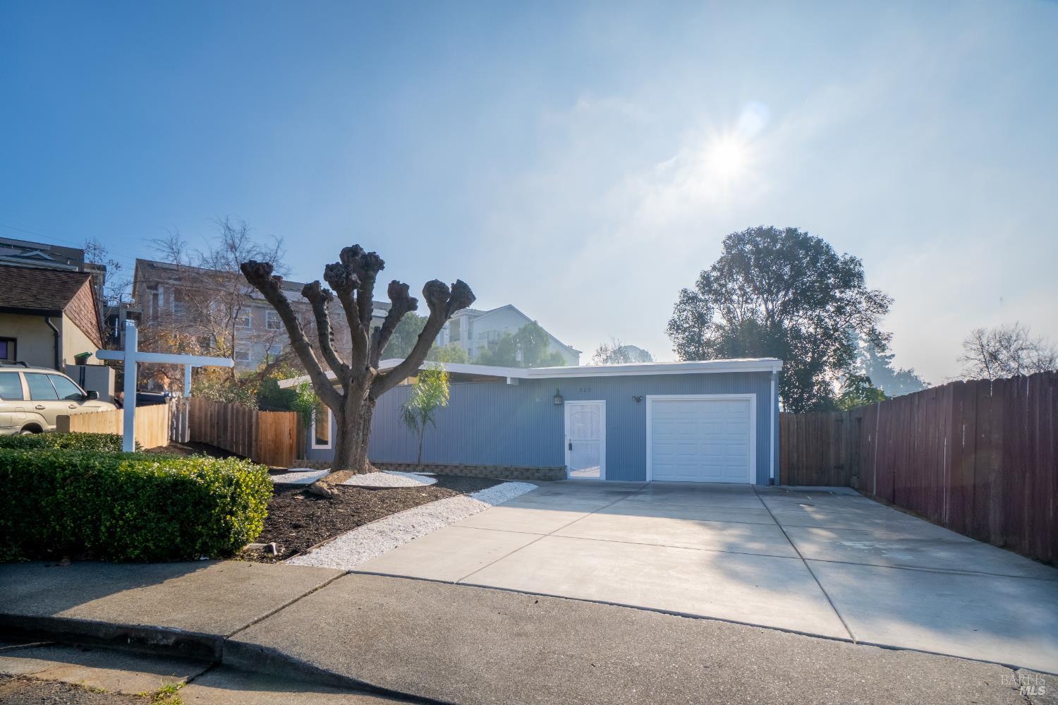Detail Gallery Image 2 of 31 For 223 Wedgewood Ct, Vallejo,  CA 94591 - 3 Beds | 2 Baths