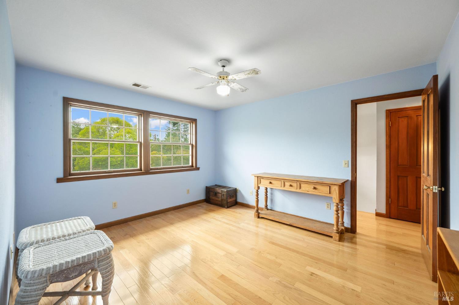 Detail Gallery Image 18 of 50 For 105 Serres Dr, Sonoma,  CA 95476 - 5 Beds | 3/1 Baths