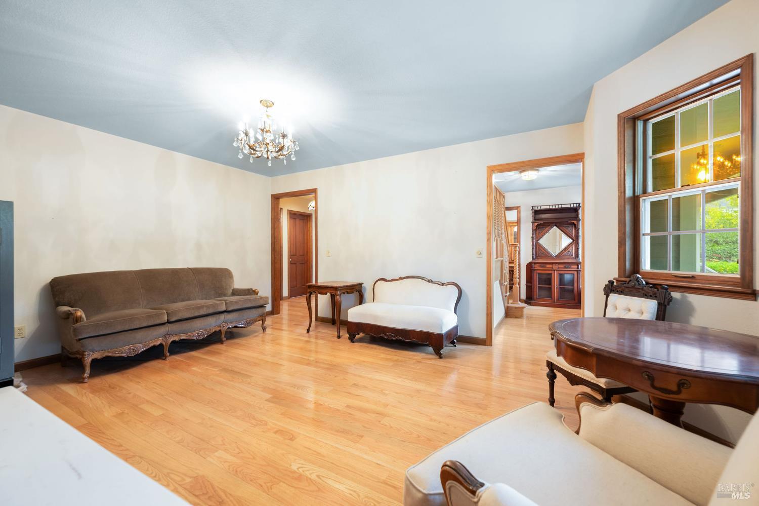 Detail Gallery Image 16 of 50 For 105 Serres Dr, Sonoma,  CA 95476 - 5 Beds | 3/1 Baths