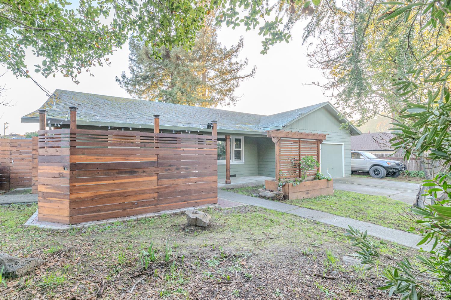 Detail Gallery Image 2 of 28 For 3532 Chanate Rd, Santa Rosa,  CA 95404 - 2 Beds | 1 Baths