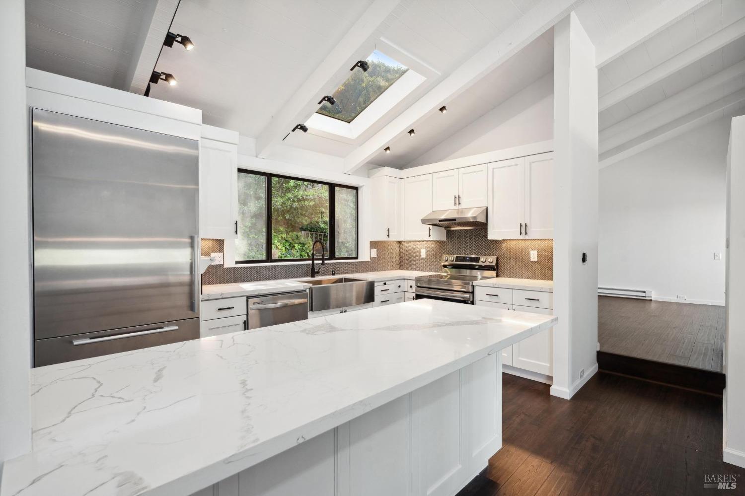 Detail Gallery Image 55 of 57 For 31 Antilles Way, Tiburon,  CA 94920 - 3 Beds | 2/1 Baths