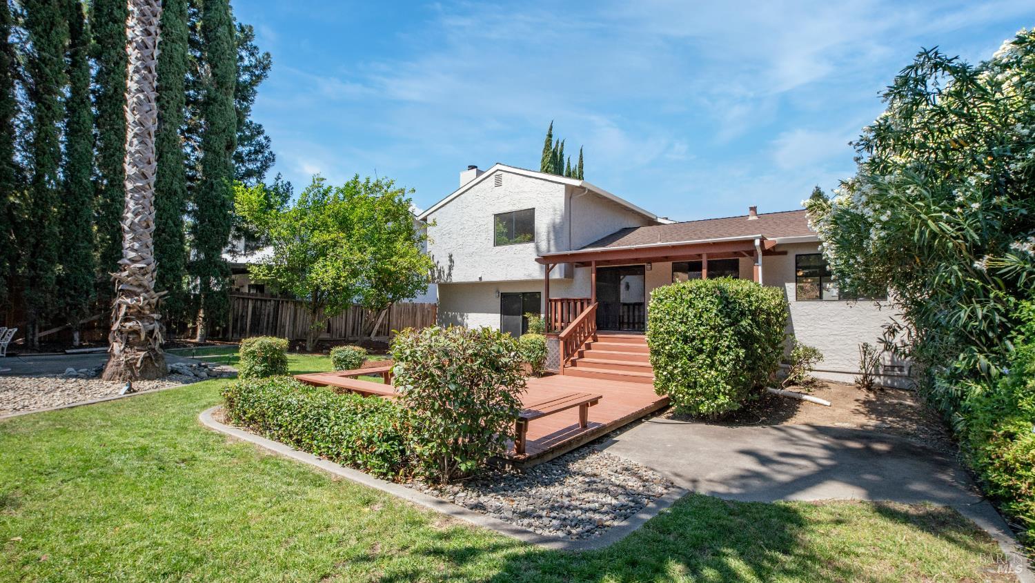 Detail Gallery Image 70 of 98 For 3265 Arroyo Dr, Fairfield,  CA 94533 - 4 Beds | 2/1 Baths