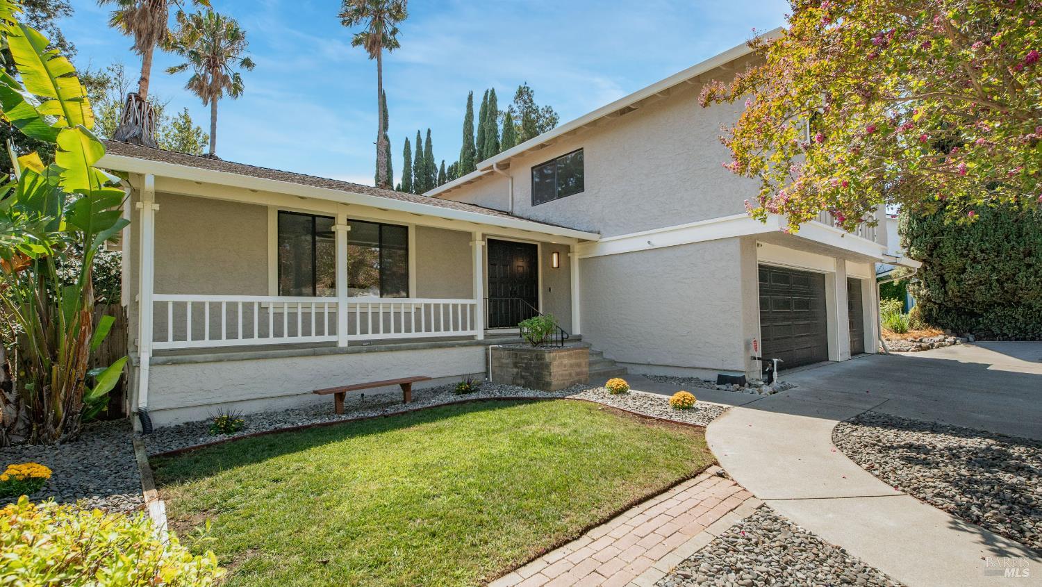 Detail Gallery Image 4 of 98 For 3265 Arroyo Dr, Fairfield,  CA 94533 - 4 Beds | 2/1 Baths