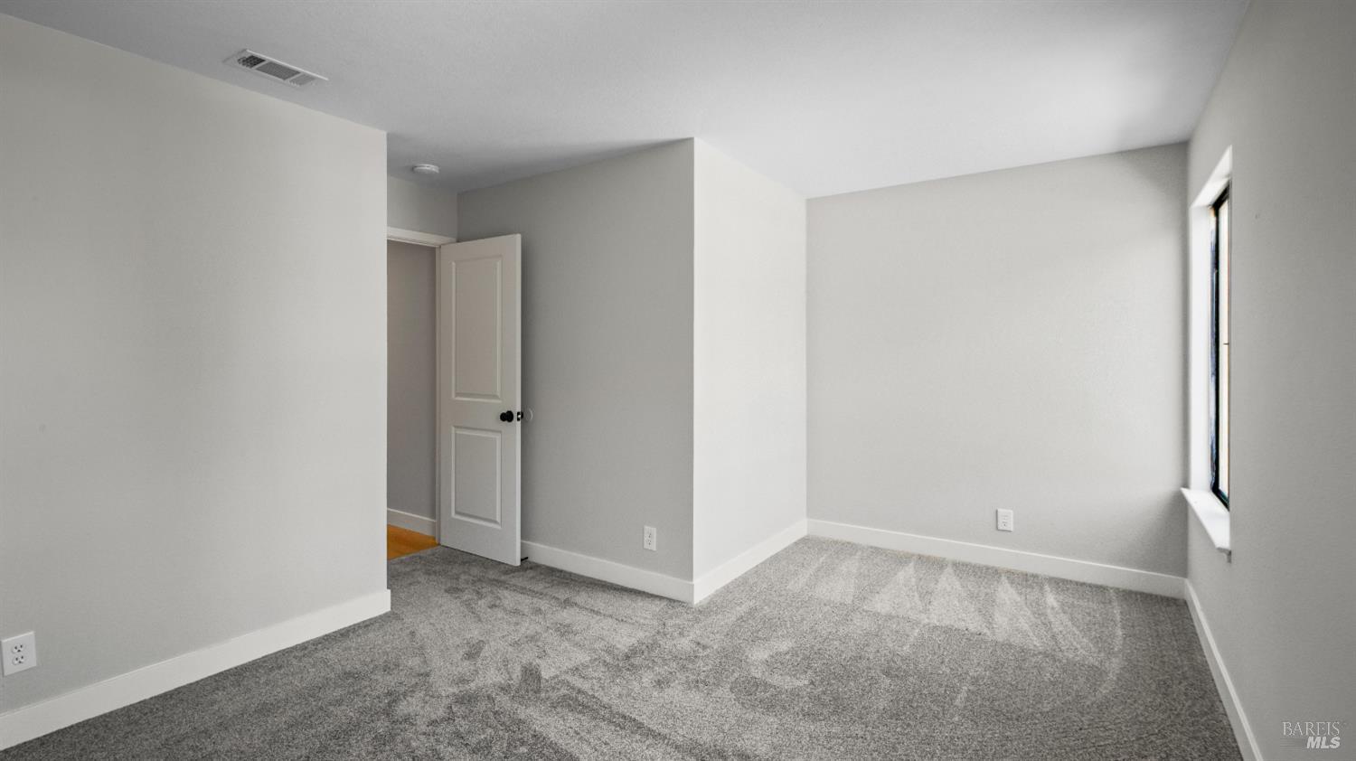 Detail Gallery Image 53 of 98 For 3265 Arroyo Dr, Fairfield,  CA 94533 - 4 Beds | 2/1 Baths