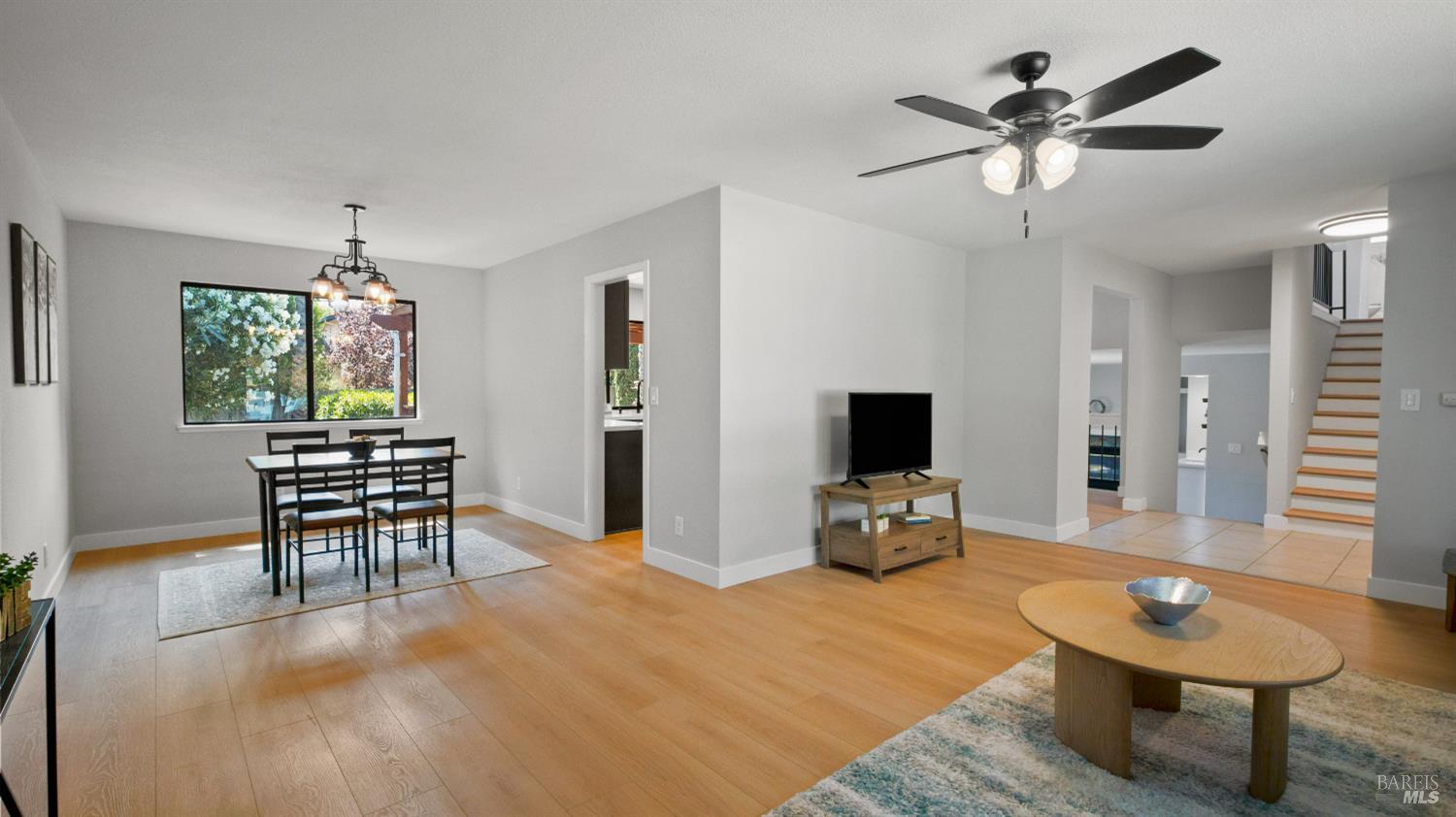 Detail Gallery Image 14 of 98 For 3265 Arroyo Dr, Fairfield,  CA 94533 - 4 Beds | 2/1 Baths