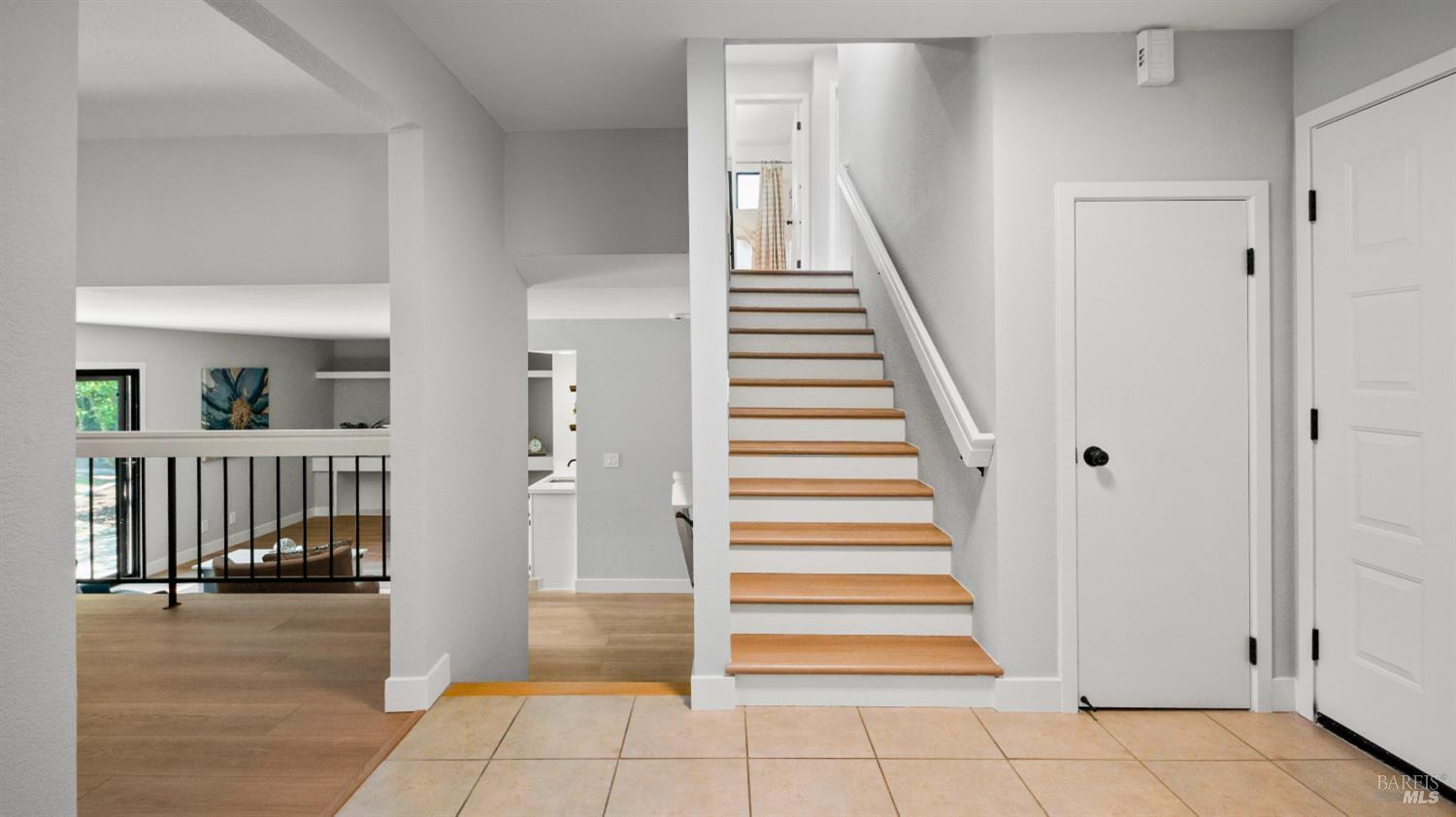 Detail Gallery Image 9 of 98 For 3265 Arroyo Dr, Fairfield,  CA 94533 - 4 Beds | 2/1 Baths