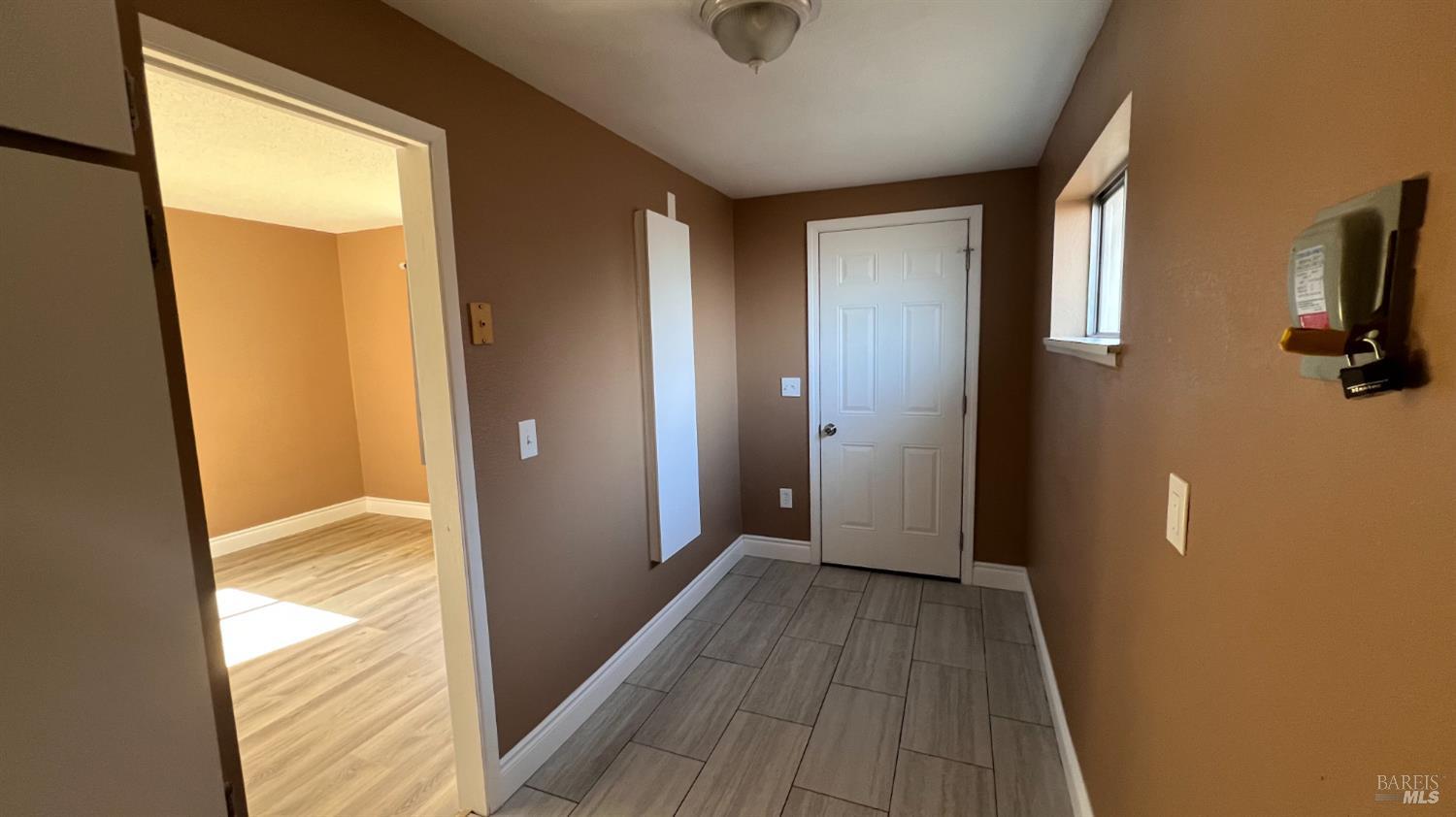 Detail Gallery Image 11 of 20 For 121 Notre Dame Ct, Vallejo,  CA 94589 - 3 Beds | 2 Baths