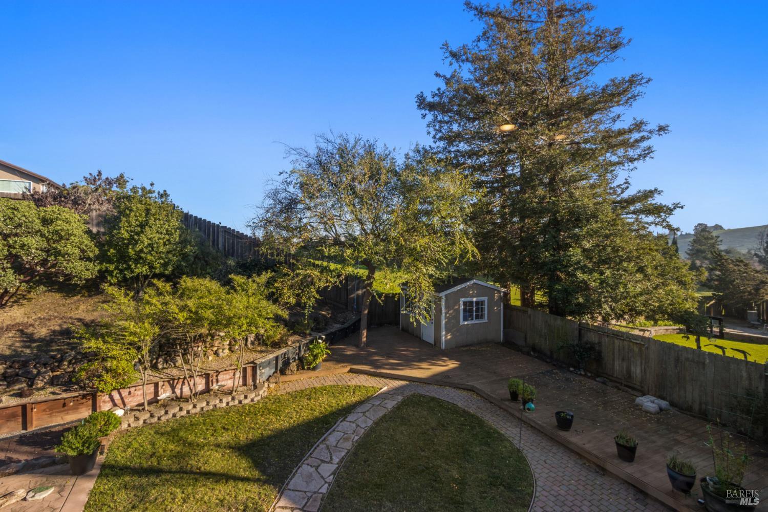 Detail Gallery Image 22 of 60 For 862 Dover Cir, Benicia,  CA 94510 - 3 Beds | 2/1 Baths