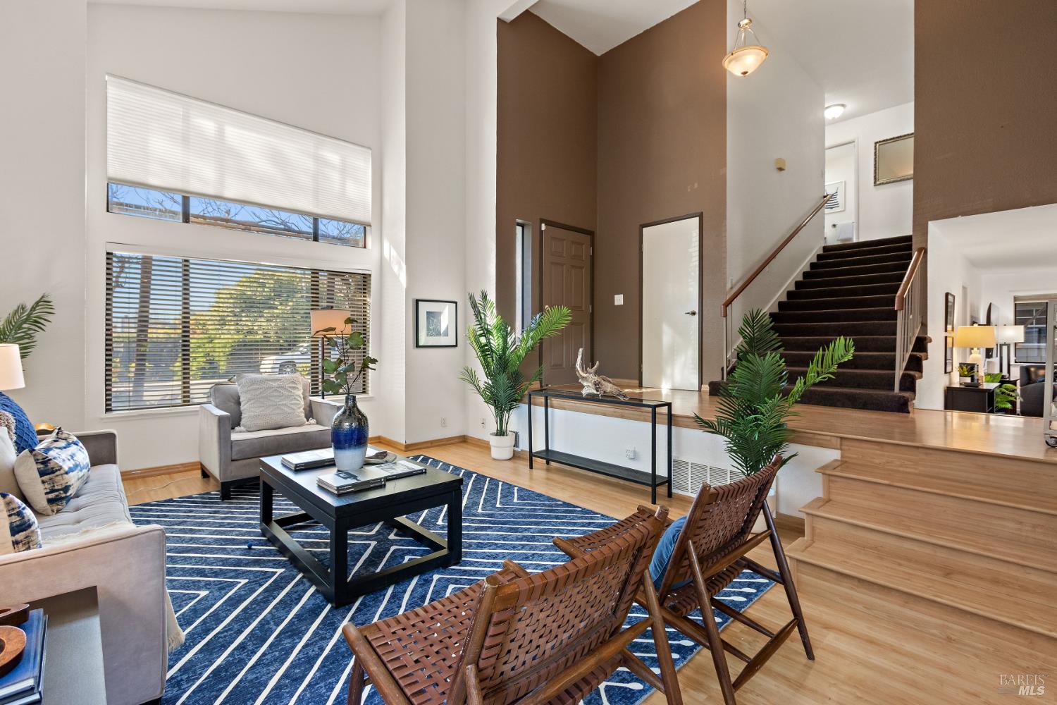 Detail Gallery Image 7 of 60 For 862 Dover Cir, Benicia,  CA 94510 - 3 Beds | 2/1 Baths