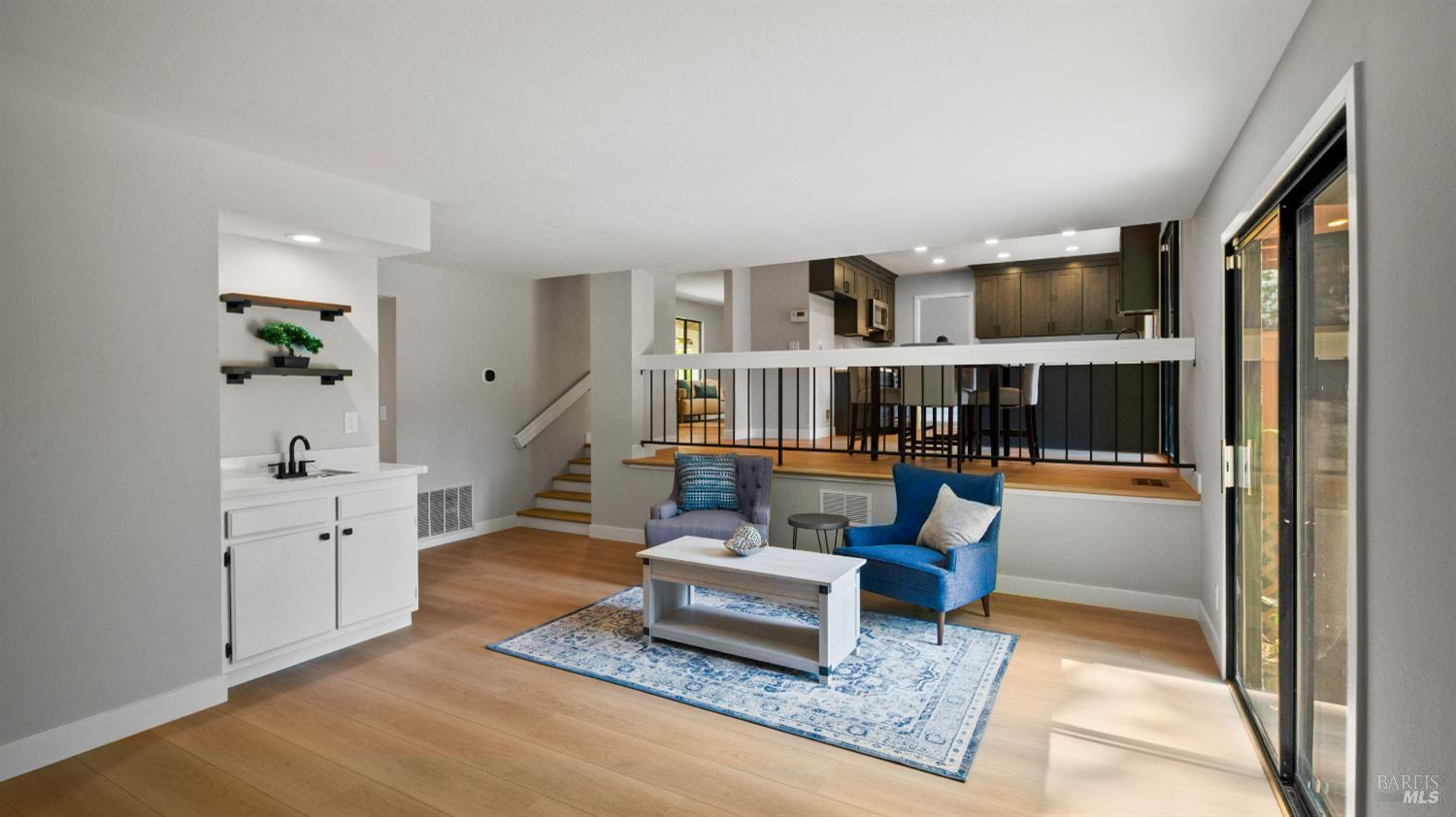 Detail Gallery Image 32 of 98 For 3265 Arroyo Dr, Fairfield,  CA 94533 - 4 Beds | 2/1 Baths