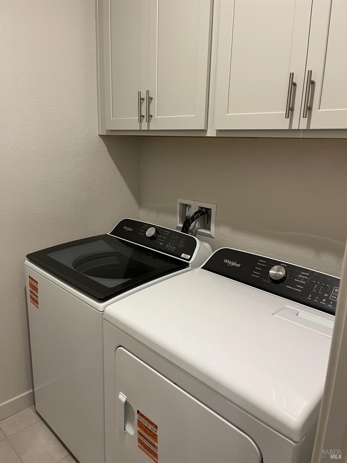 Detail Gallery Image 7 of 18 For 845 Telford Dr, Vacaville,  CA 95687 - 4 Beds | 2 Baths