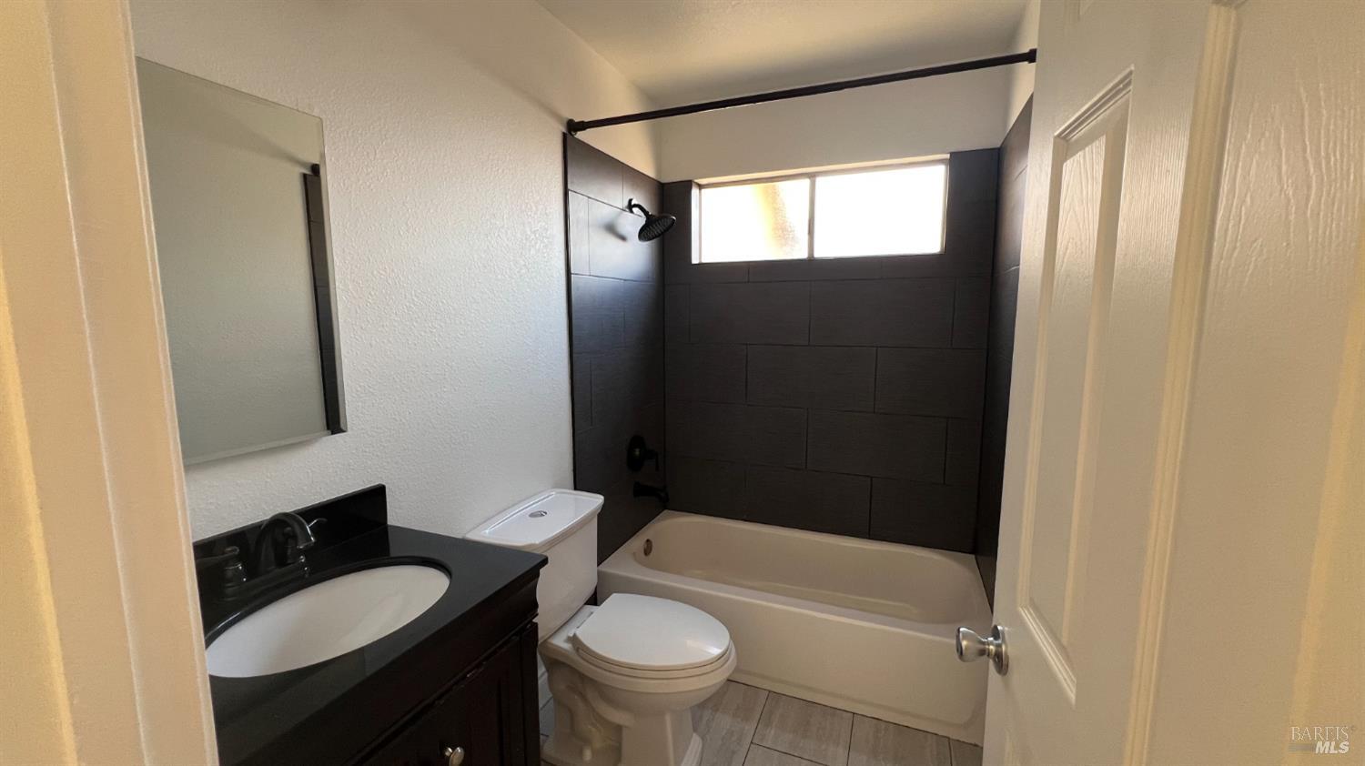 Detail Gallery Image 16 of 20 For 121 Notre Dame Ct, Vallejo,  CA 94589 - 3 Beds | 2 Baths