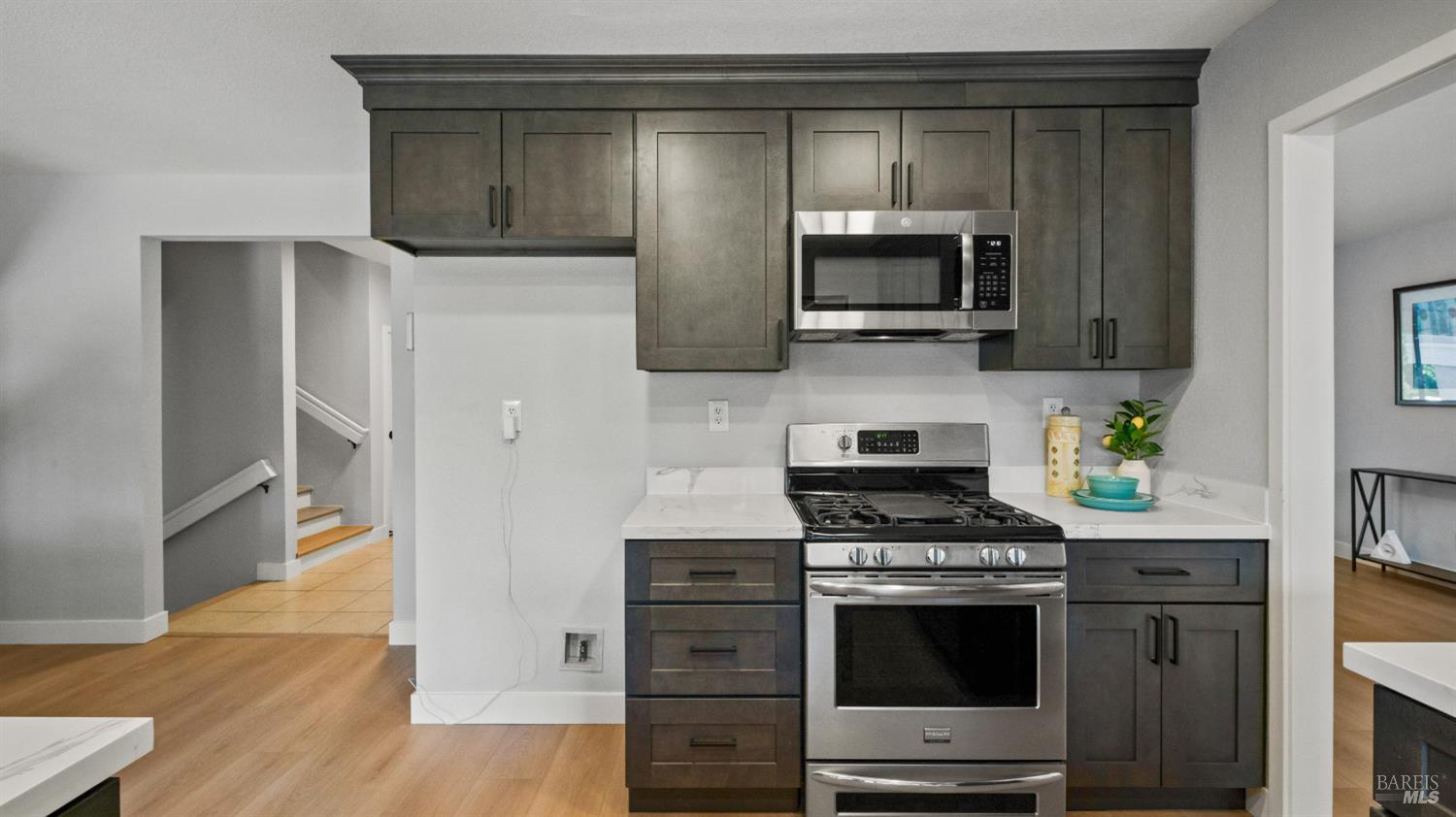 Detail Gallery Image 23 of 98 For 3265 Arroyo Dr, Fairfield,  CA 94533 - 4 Beds | 2/1 Baths