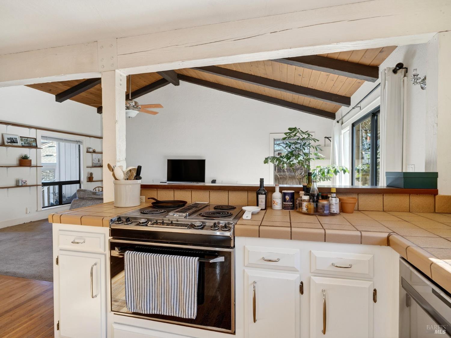 Detail Gallery Image 31 of 43 For 1059 W Standley St, Ukiah,  CA 95482 - 4 Beds | 2 Baths