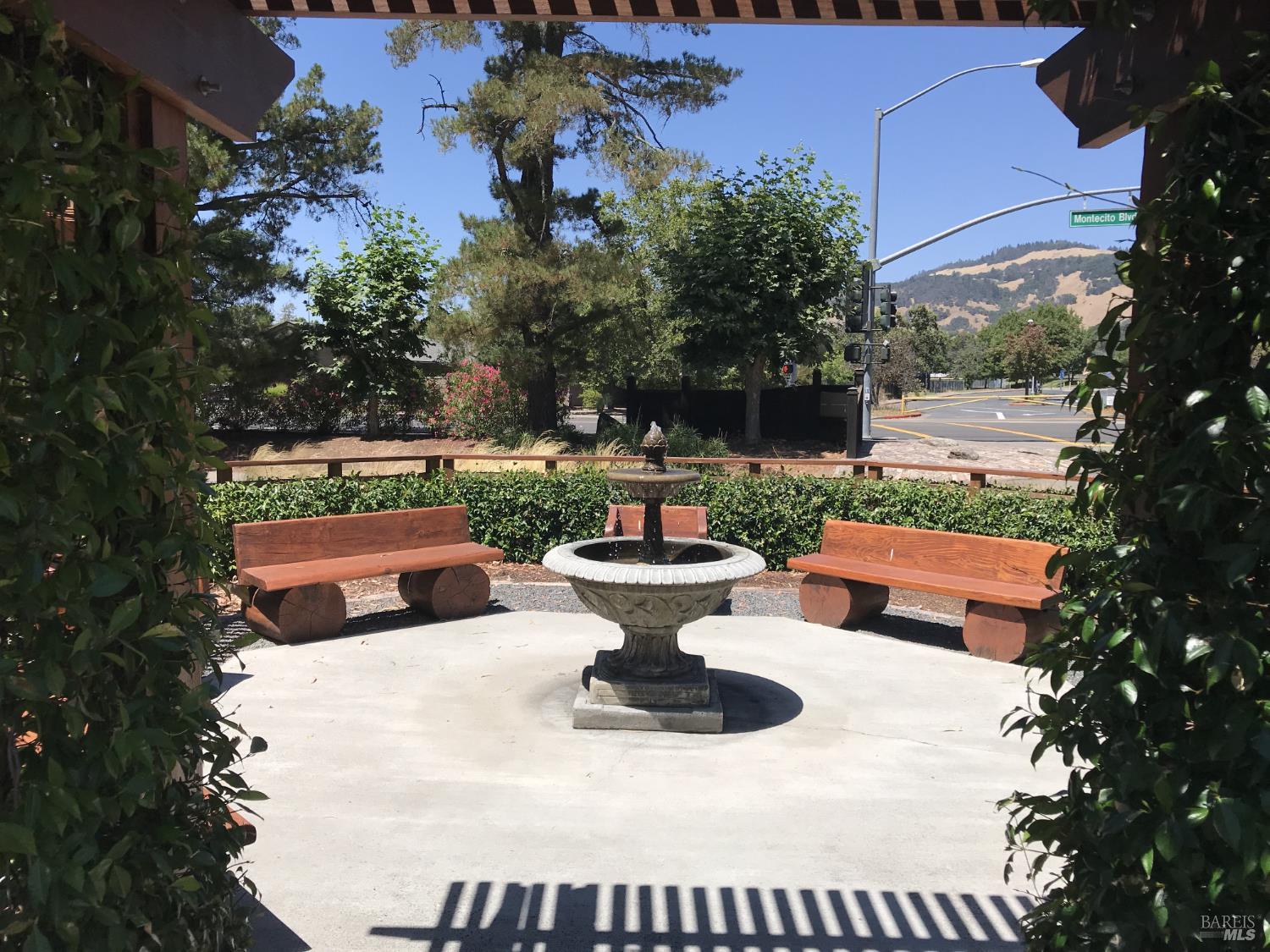 Detail Gallery Image 35 of 35 For 137 Bluestone Ct, Santa Rosa,  CA 95409 - 2 Beds | 2 Baths