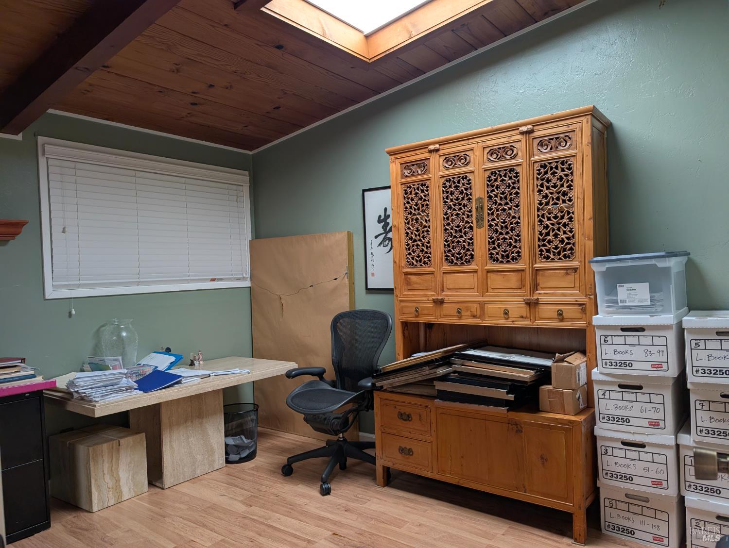 Detail Gallery Image 11 of 24 For 8 Madeline Ct, Novato,  CA 94947 - 3 Beds | 2 Baths