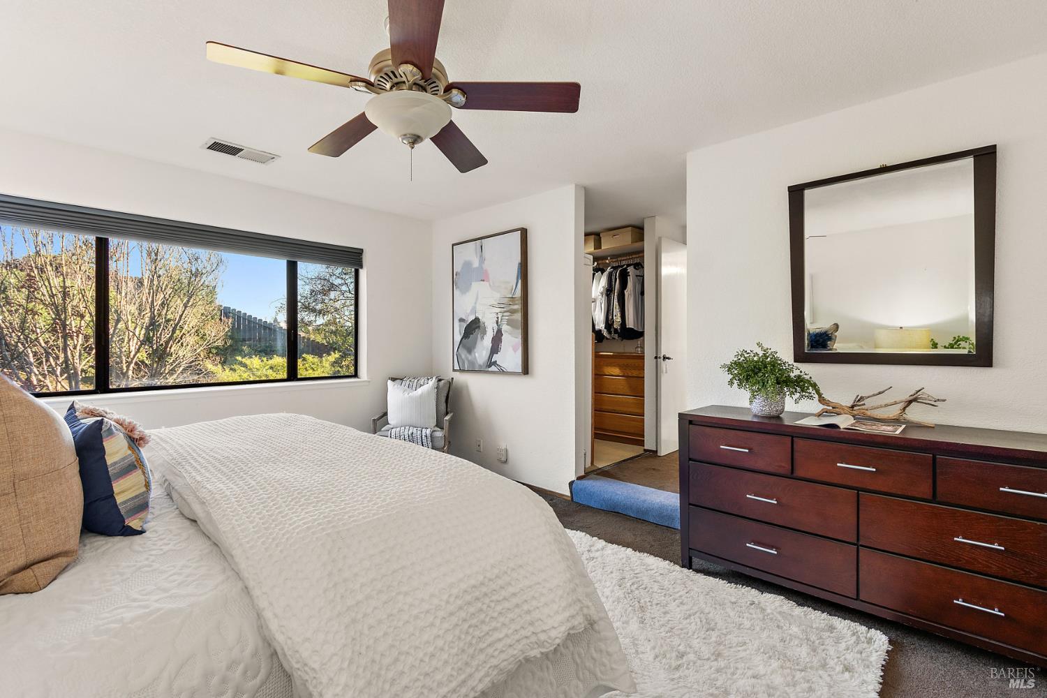 Detail Gallery Image 21 of 60 For 862 Dover Cir, Benicia,  CA 94510 - 3 Beds | 2/1 Baths