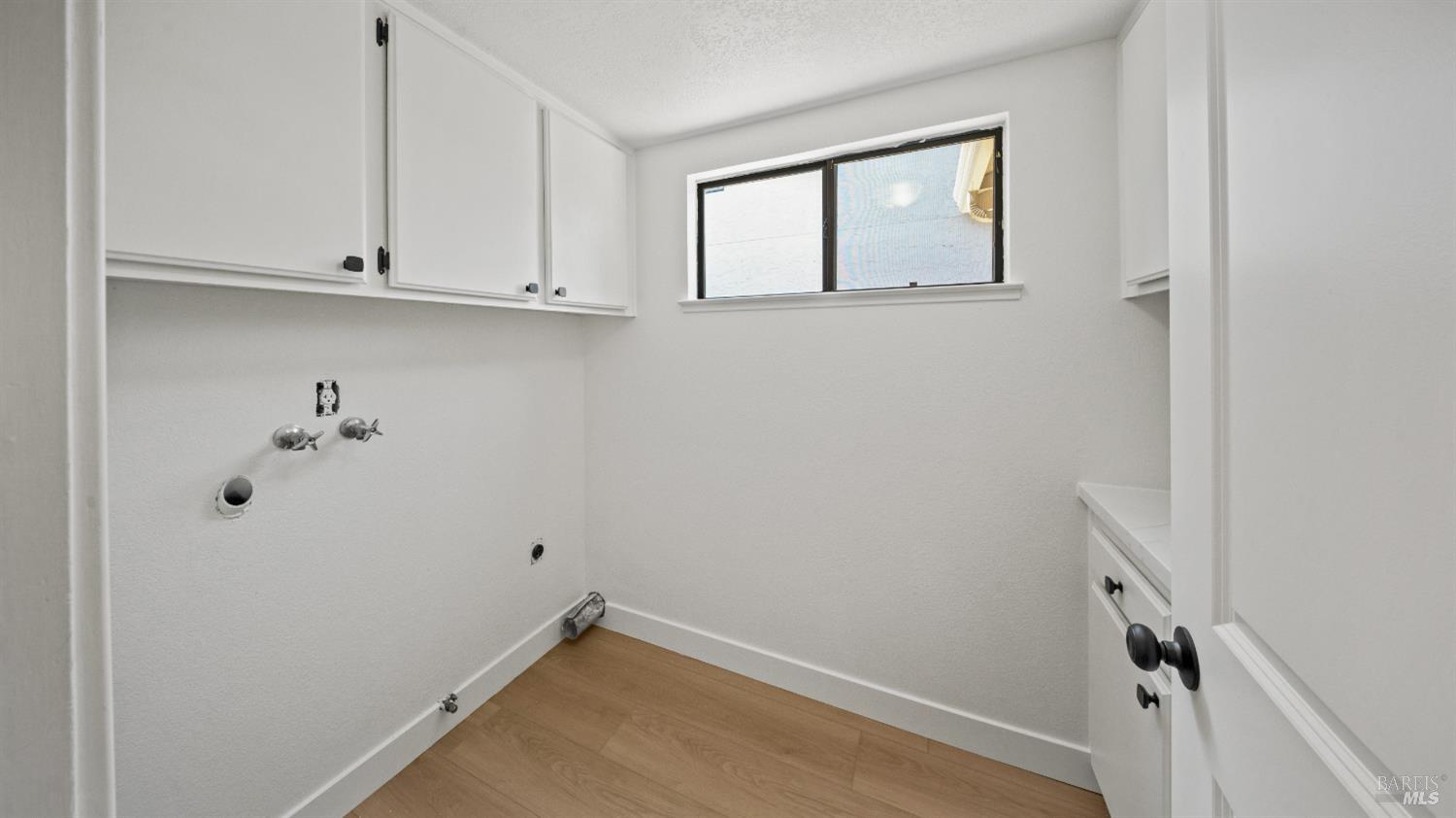 Detail Gallery Image 36 of 98 For 3265 Arroyo Dr, Fairfield,  CA 94533 - 4 Beds | 2/1 Baths