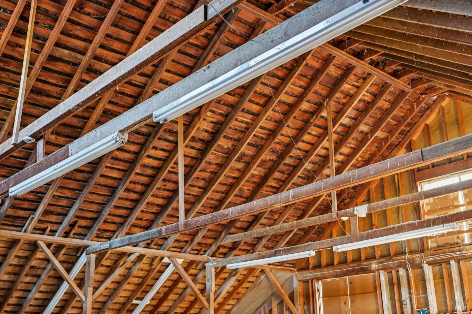 Detail Gallery Image 19 of 89 For 3957 Lakeville Hwy, Petaluma,  CA 94954 - 5 Beds | 2 Baths