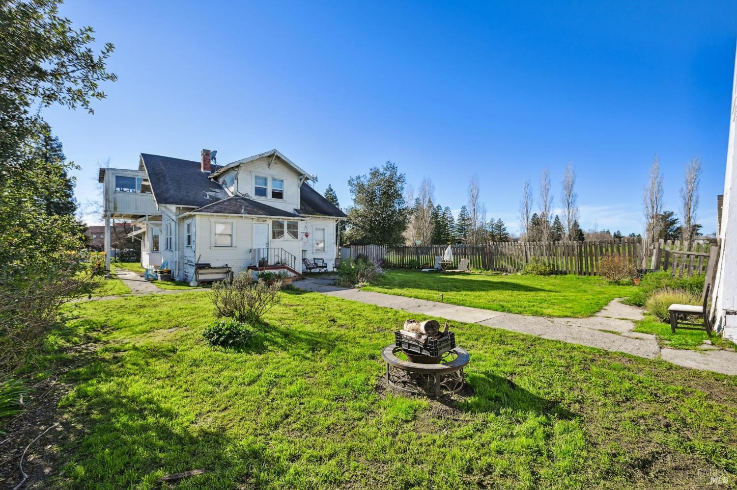 Detail Gallery Image 48 of 89 For 3957 Lakeville Hwy, Petaluma,  CA 94954 - 5 Beds | 2 Baths