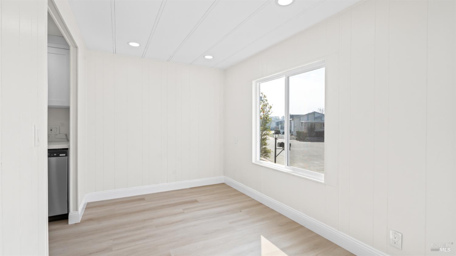 Detail Gallery Image 11 of 27 For 73 Barcelona Cir, Fairfield,  CA 94533 - 2 Beds | 2 Baths