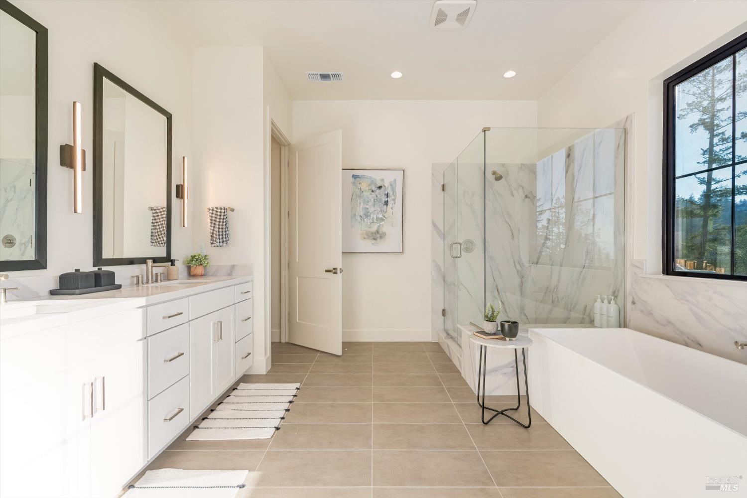 Detail Gallery Image 21 of 50 For 3684 Crown Hill Dr, Santa Rosa,  CA 95404 - 4 Beds | 3/2 Baths