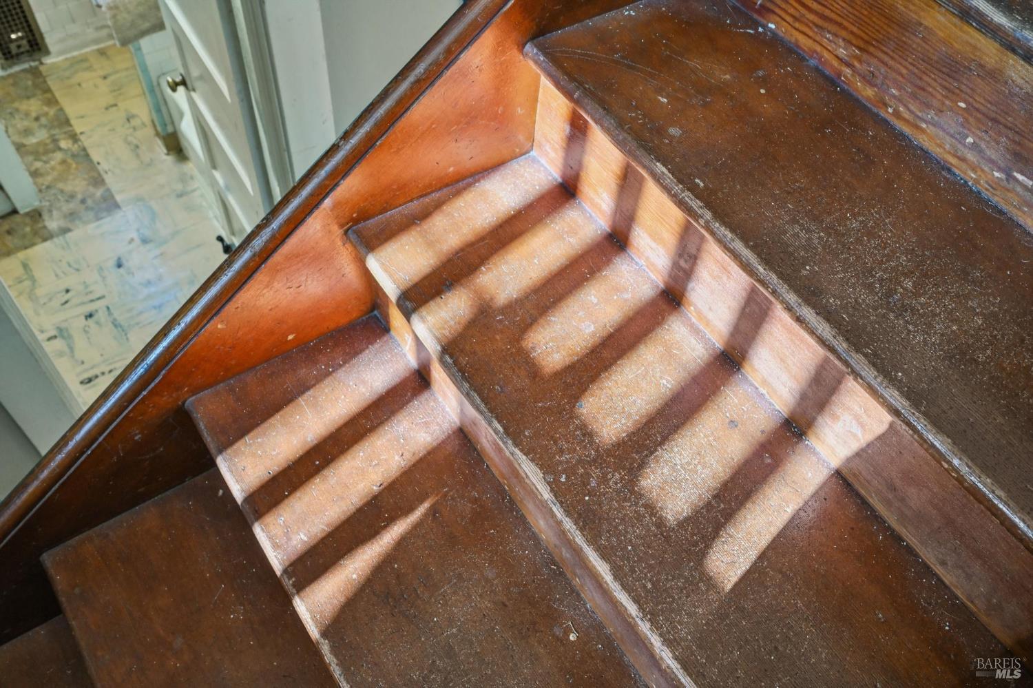 Detail Gallery Image 75 of 89 For 3957 Lakeville Hwy, Petaluma,  CA 94954 - 5 Beds | 2 Baths