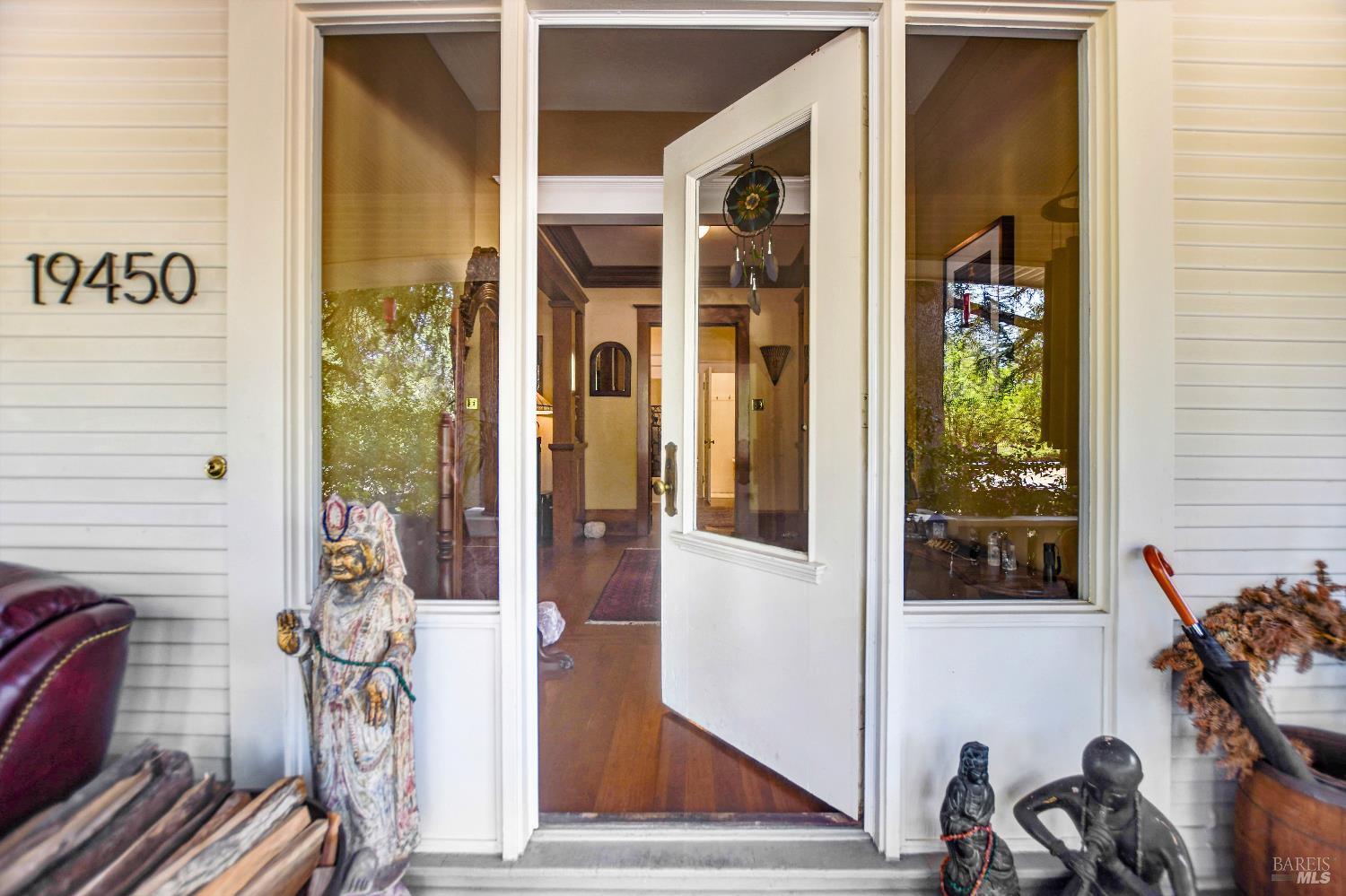 Detail Gallery Image 5 of 20 For 19450 Old Winery Rd, Sonoma,  CA 95476 - 6 Beds | 1/4 Baths