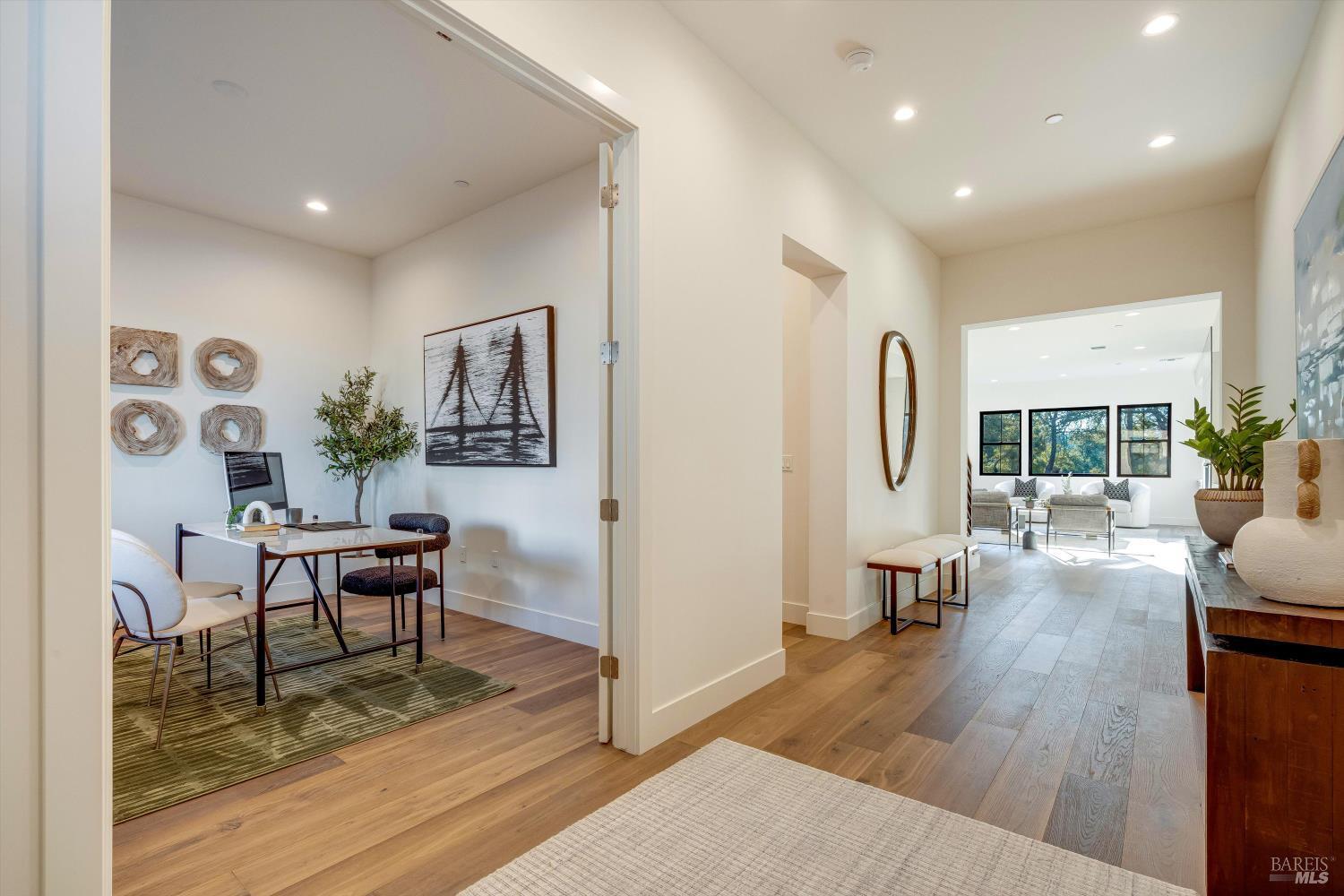 Detail Gallery Image 30 of 50 For 3684 Crown Hill Dr, Santa Rosa,  CA 95404 - 4 Beds | 3/2 Baths